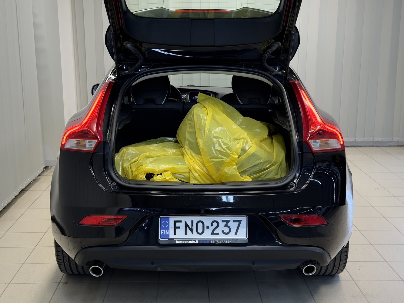 Volvo V40 vaihtoauto