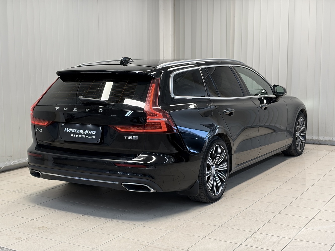 Volvo V60 vaihtoauto