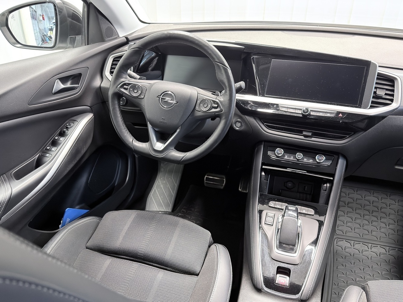 Opel Grandland vaihtoauto