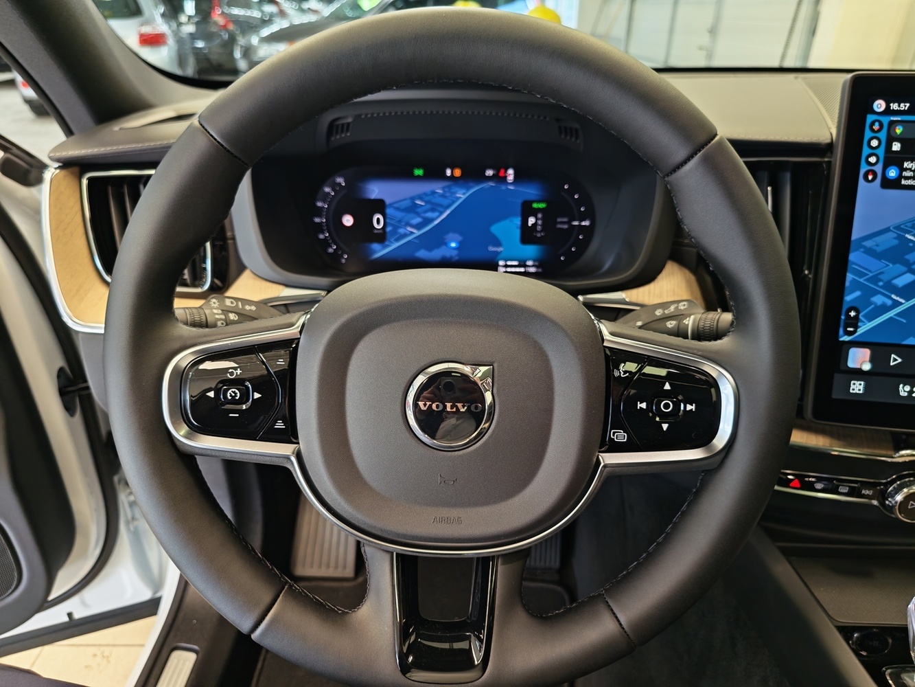 Volvo XC60 vaihtoauto