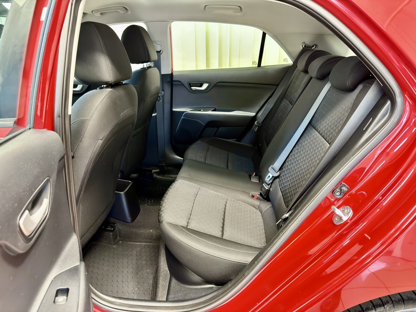 Kia Rio vaihtoauto