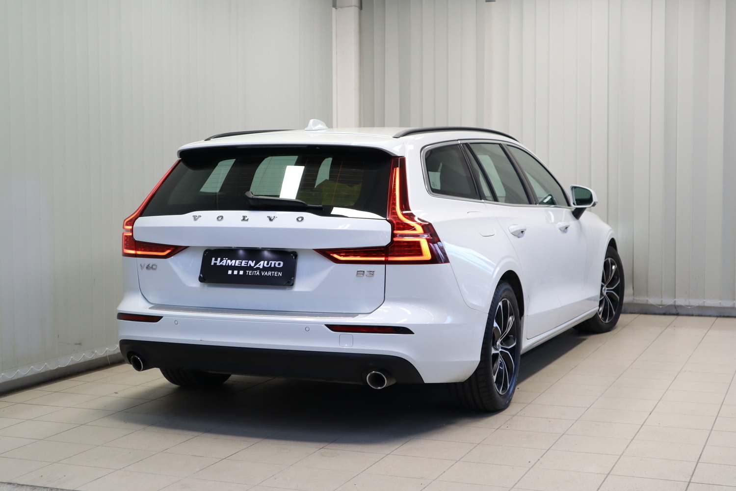 Volvo V60 vaihtoauto