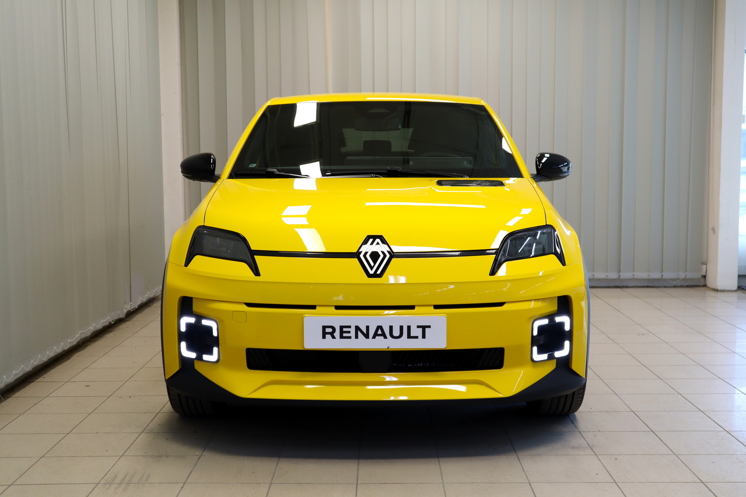 Renault 5 vaihtoauto