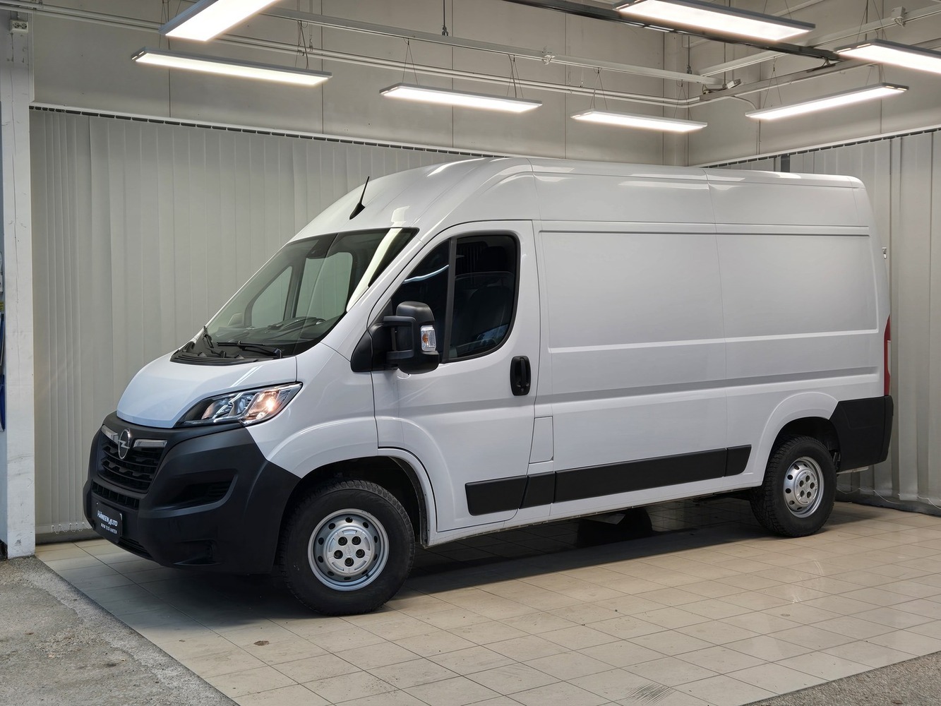 Opel Movano vaihtoauto