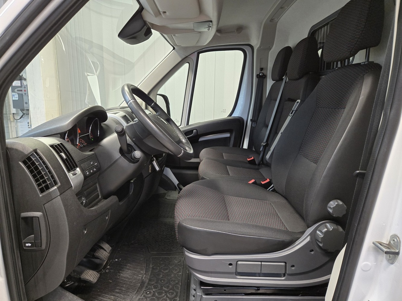 Opel Movano vaihtoauto