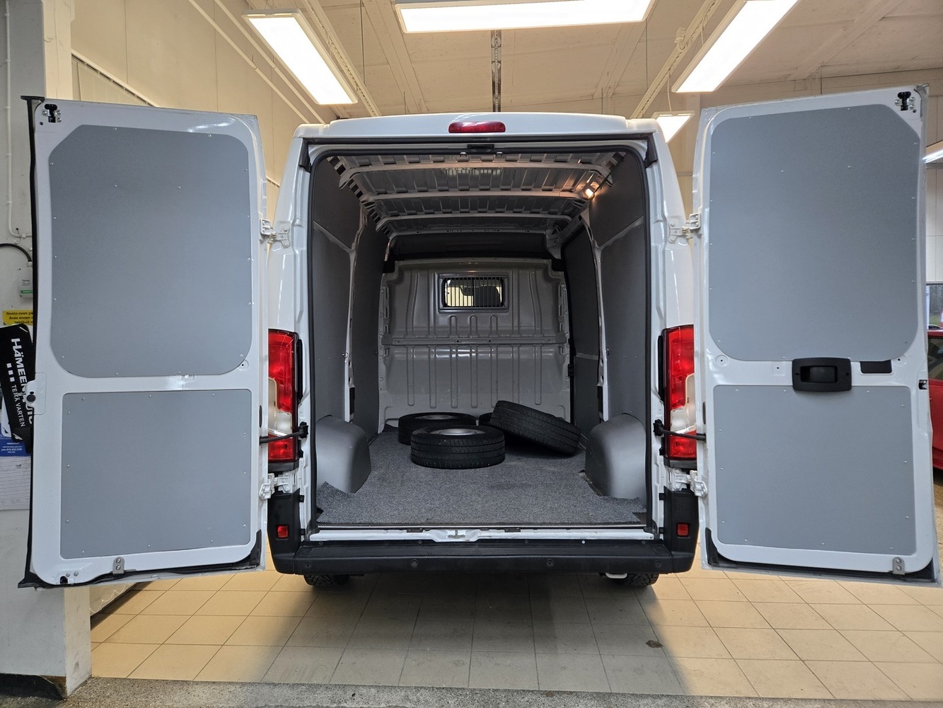 Opel Movano vaihtoauto