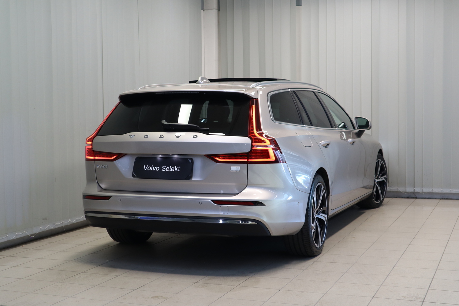 Volvo V60 vaihtoauto