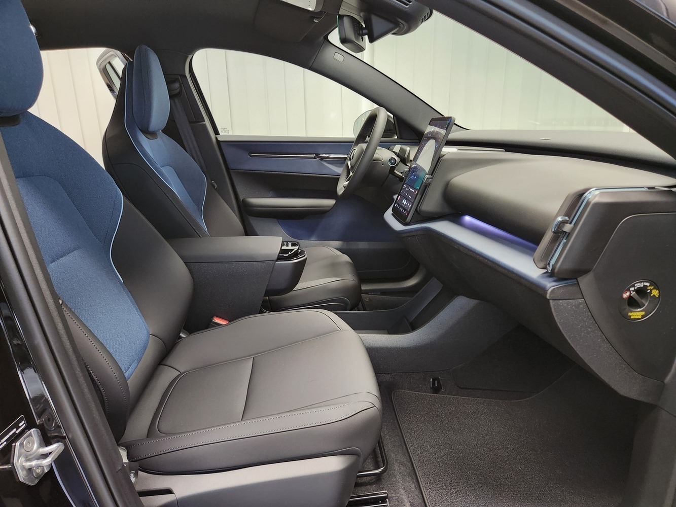 Volvo EX30 vaihtoauto