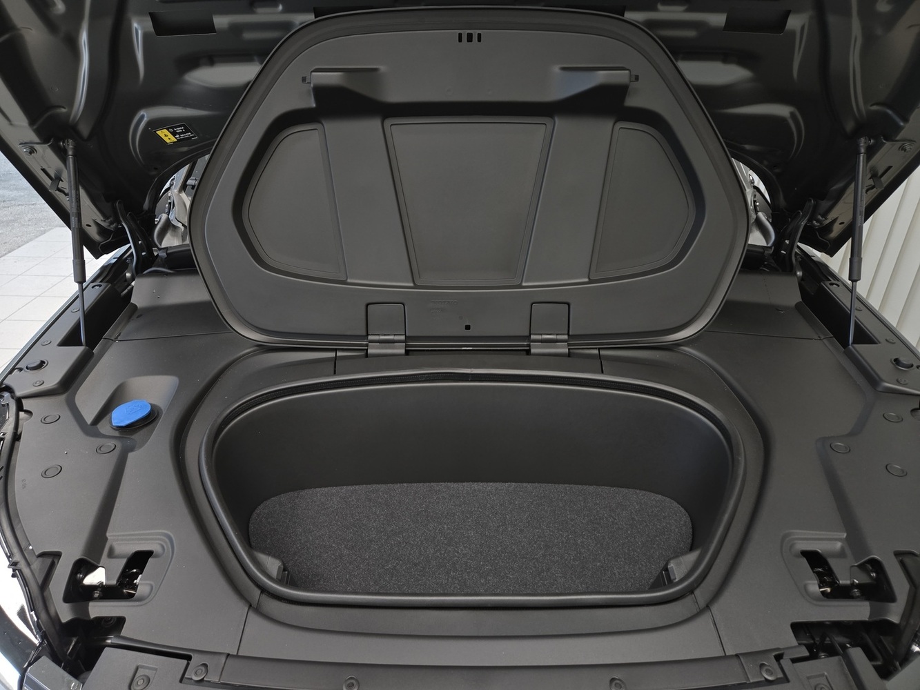 Volvo EX40 vaihtoauto