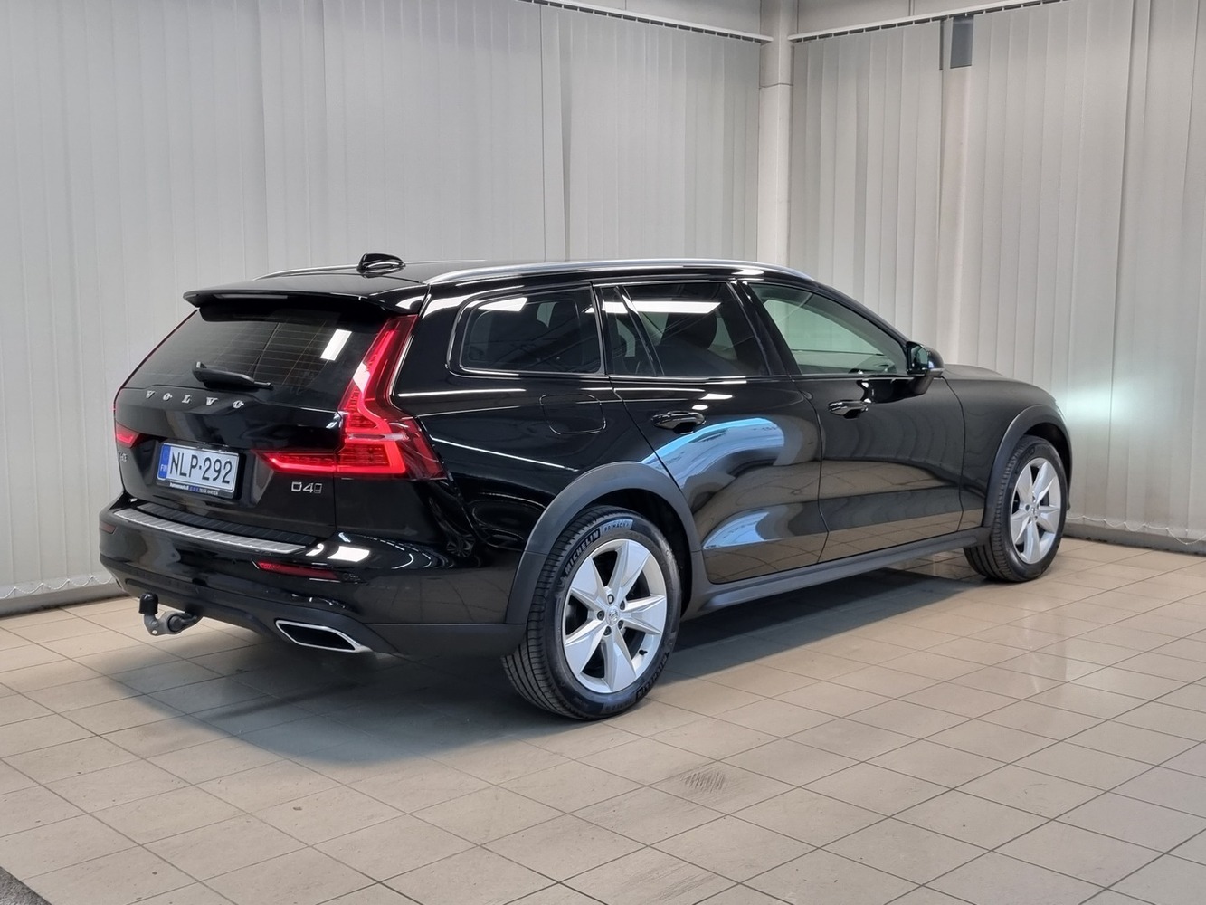 Volvo V60 Cross Country vaihtoauto