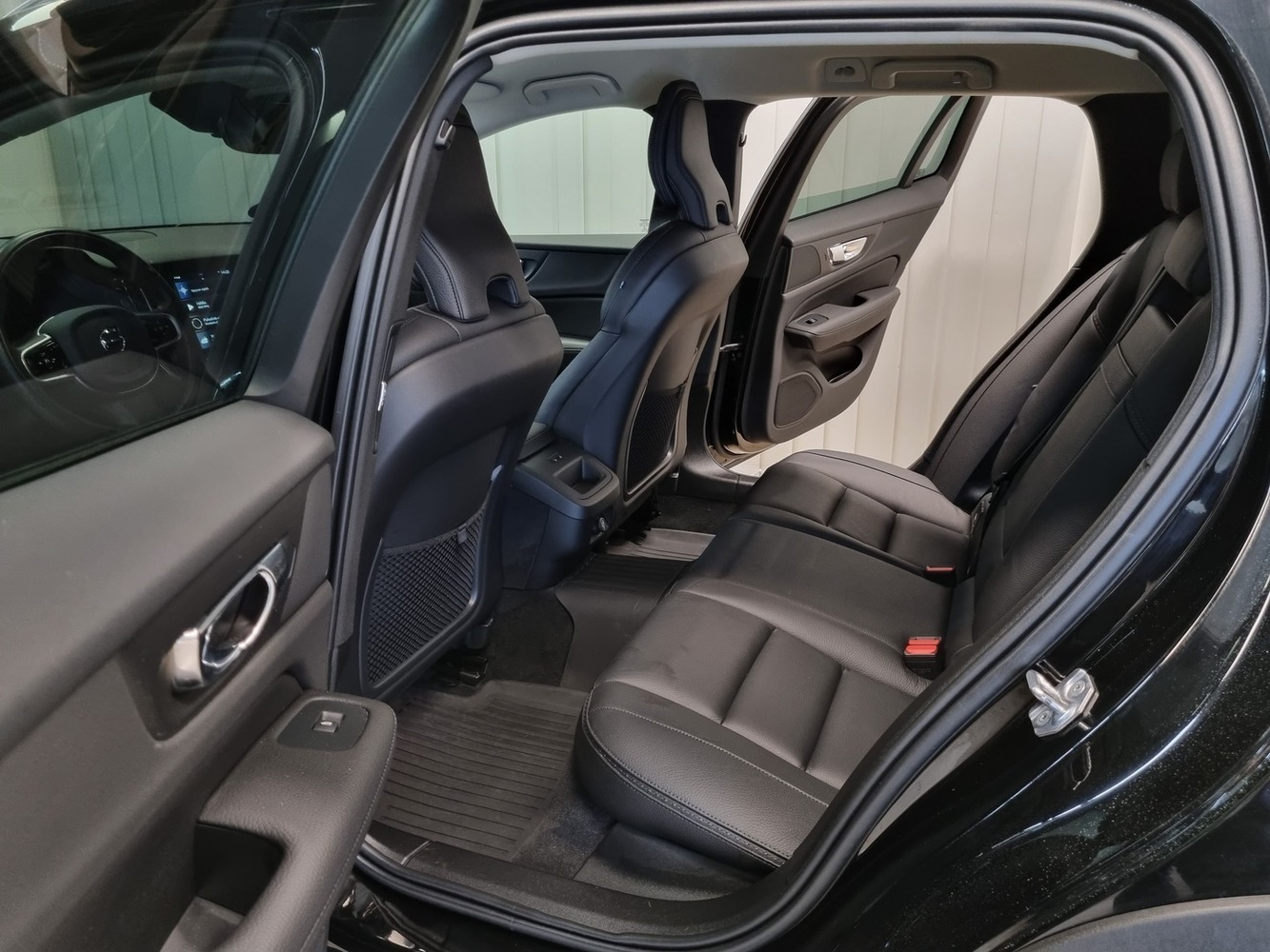 Volvo V60 Cross Country vaihtoauto