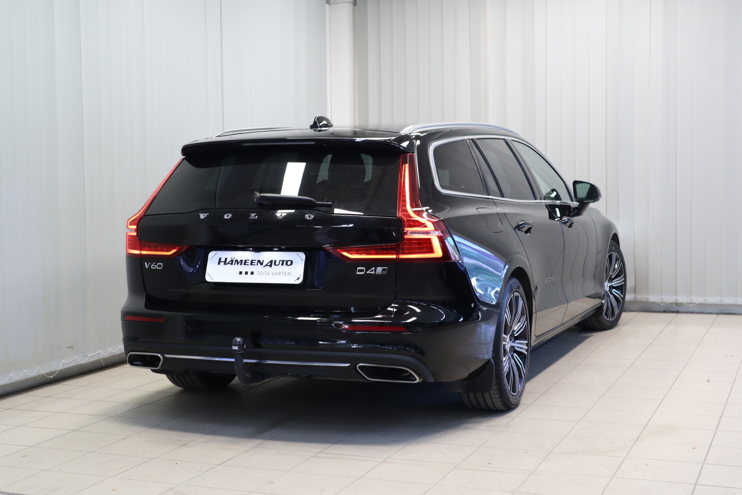 Volvo V60 vaihtoauto
