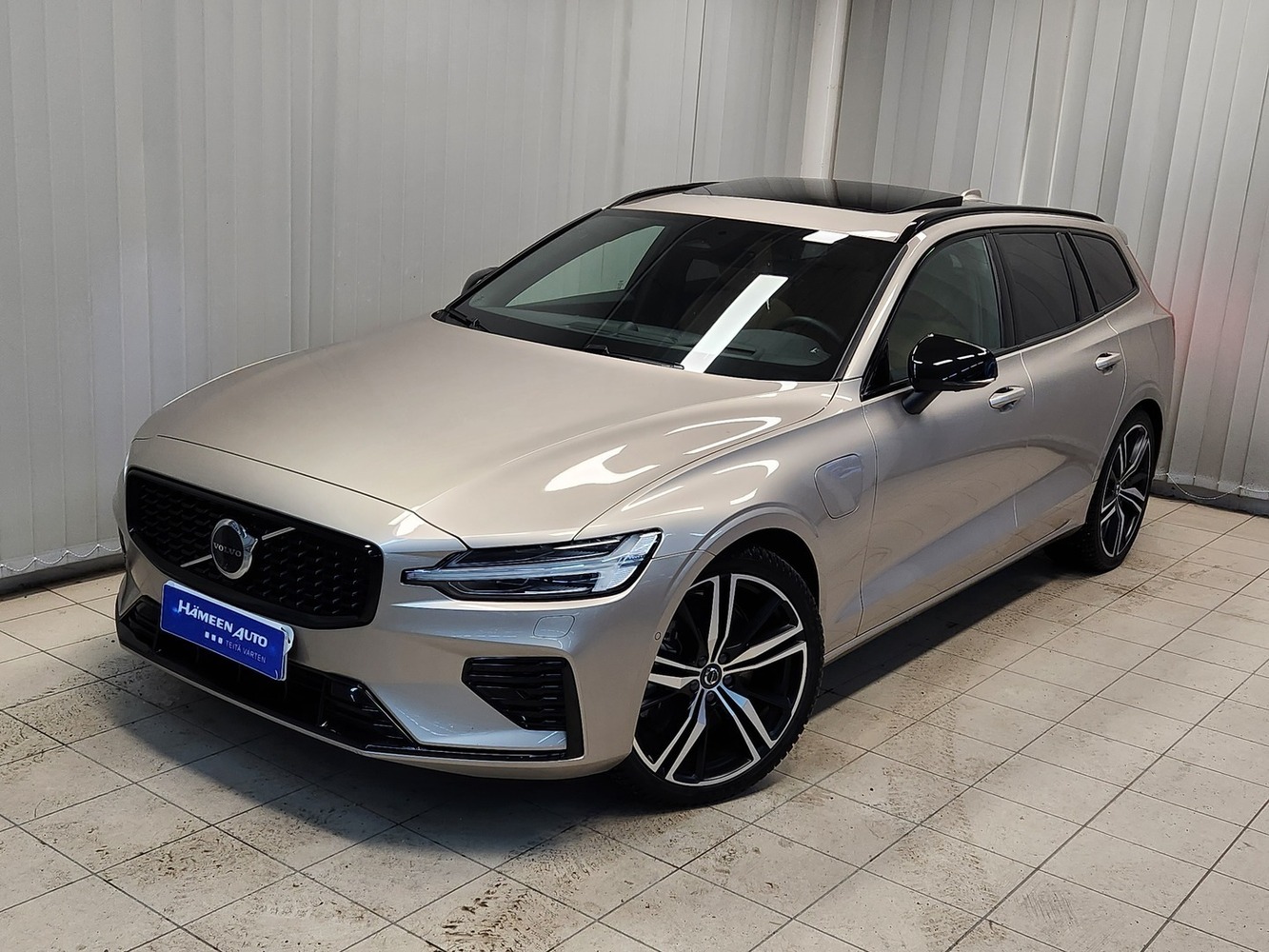 Volvo V60 vaihtoauto