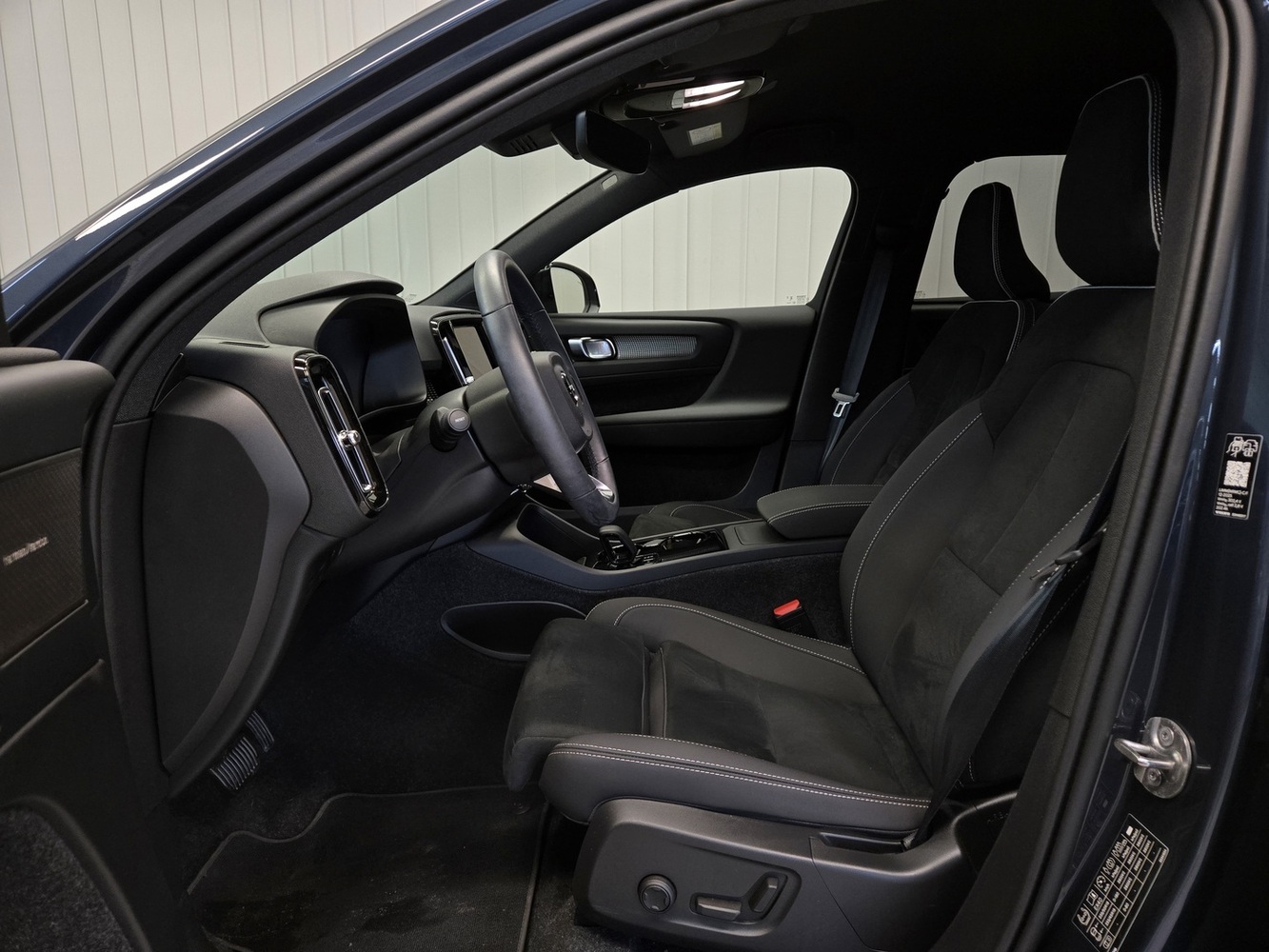 Volvo EX40 vaihtoauto