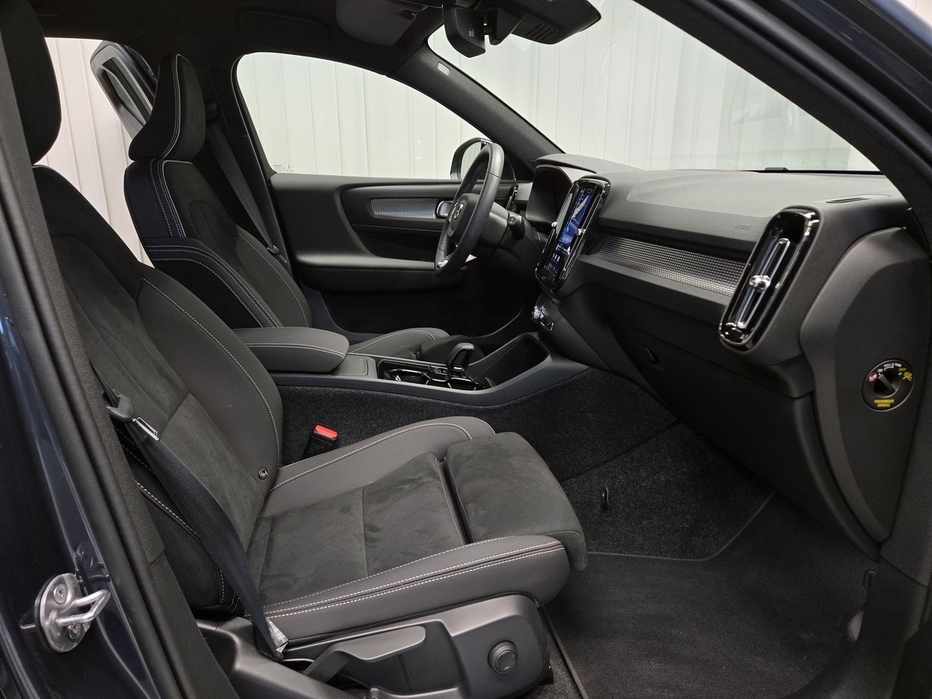 Volvo EX40 vaihtoauto