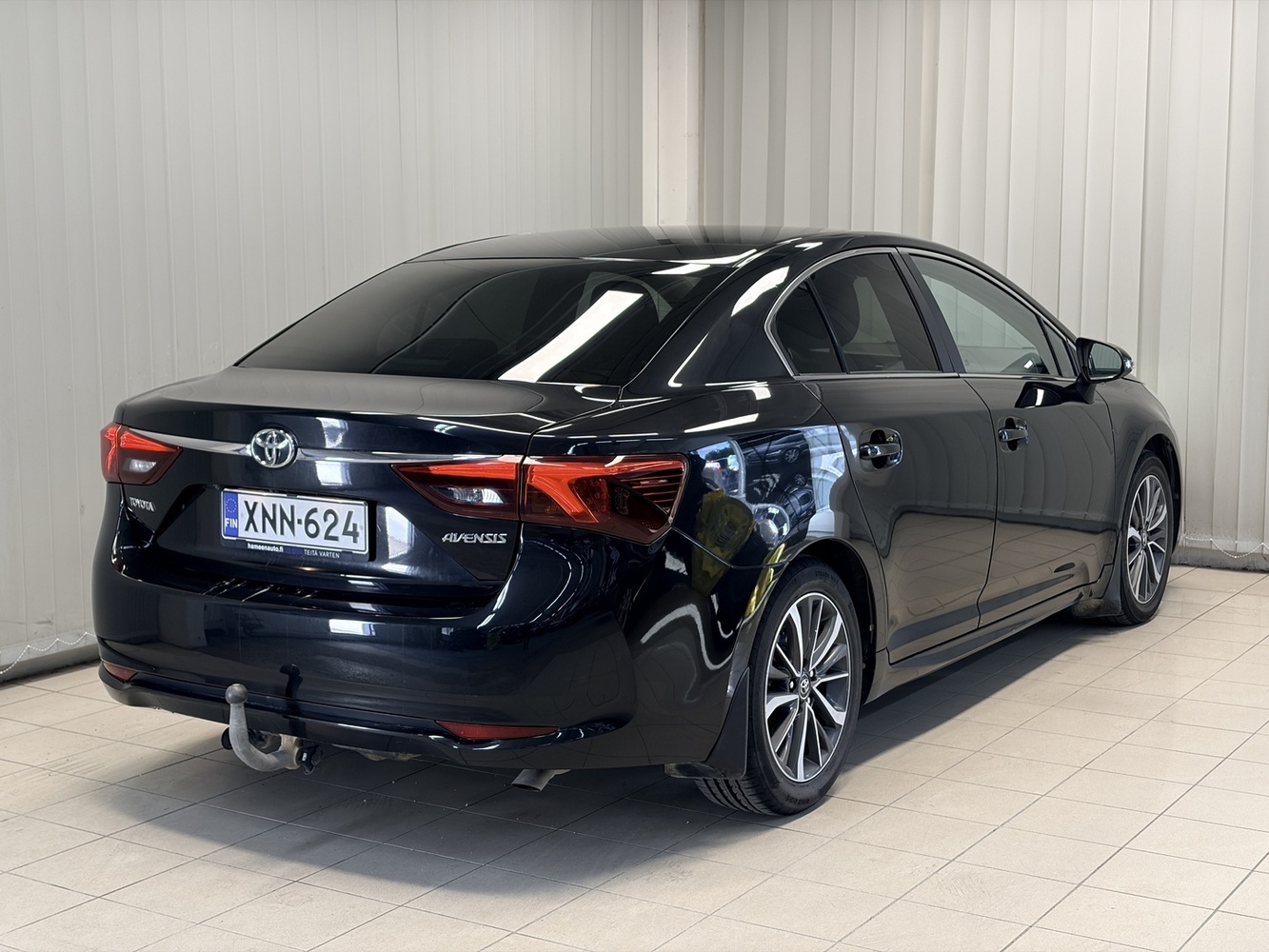 Toyota Avensis vaihtoauto
