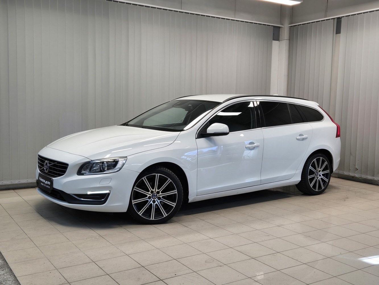 Volvo V60 vaihtoauto