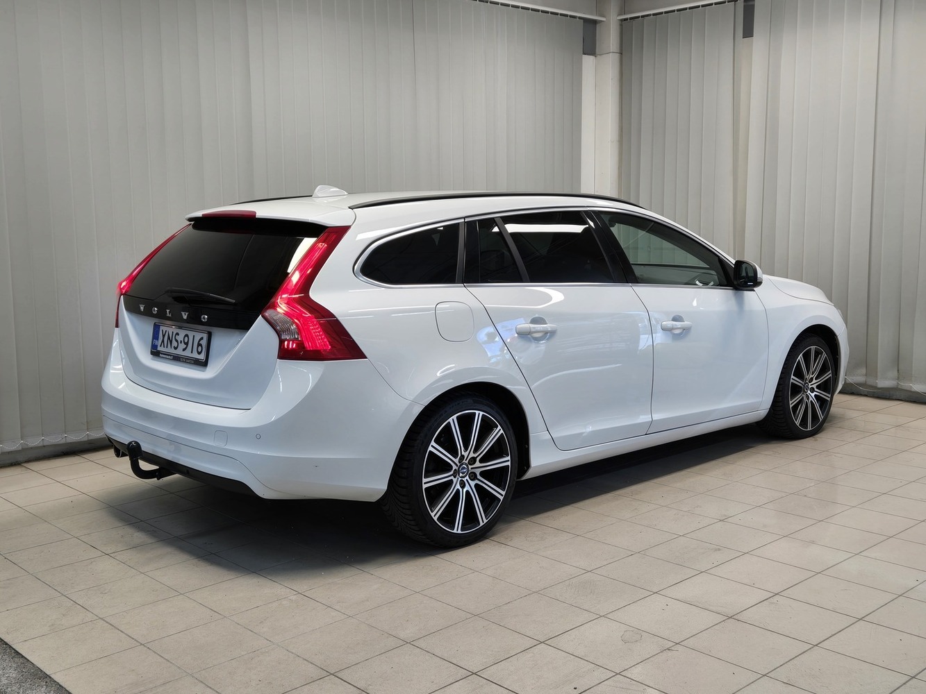 Volvo V60 vaihtoauto