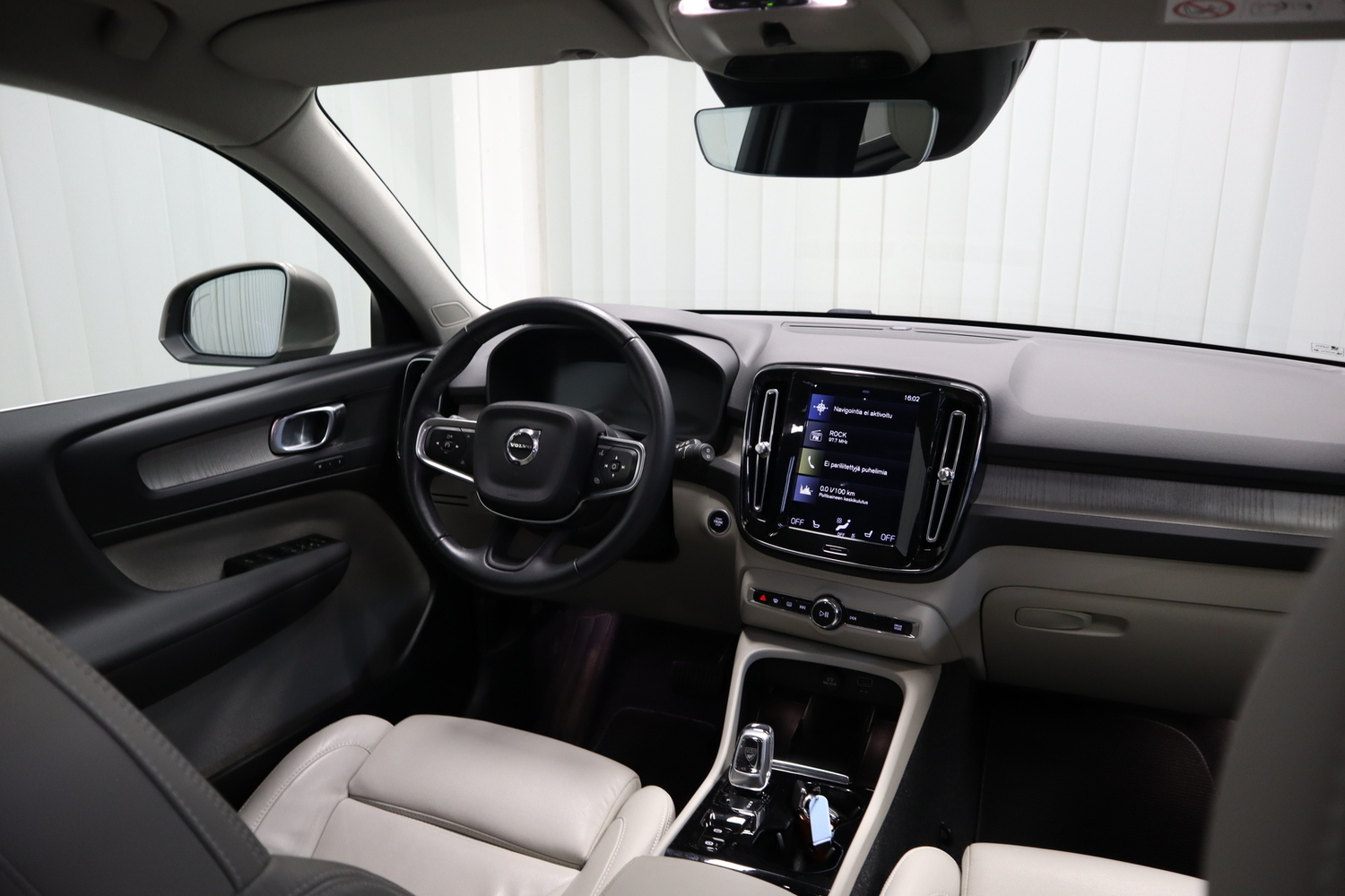 Volvo XC40 vaihtoauto