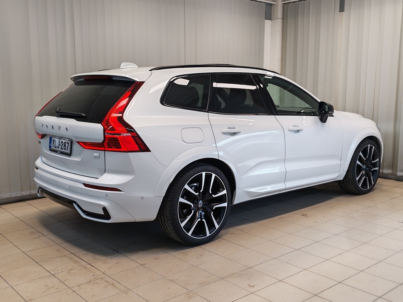 Volvo XC60 vaihtoauto