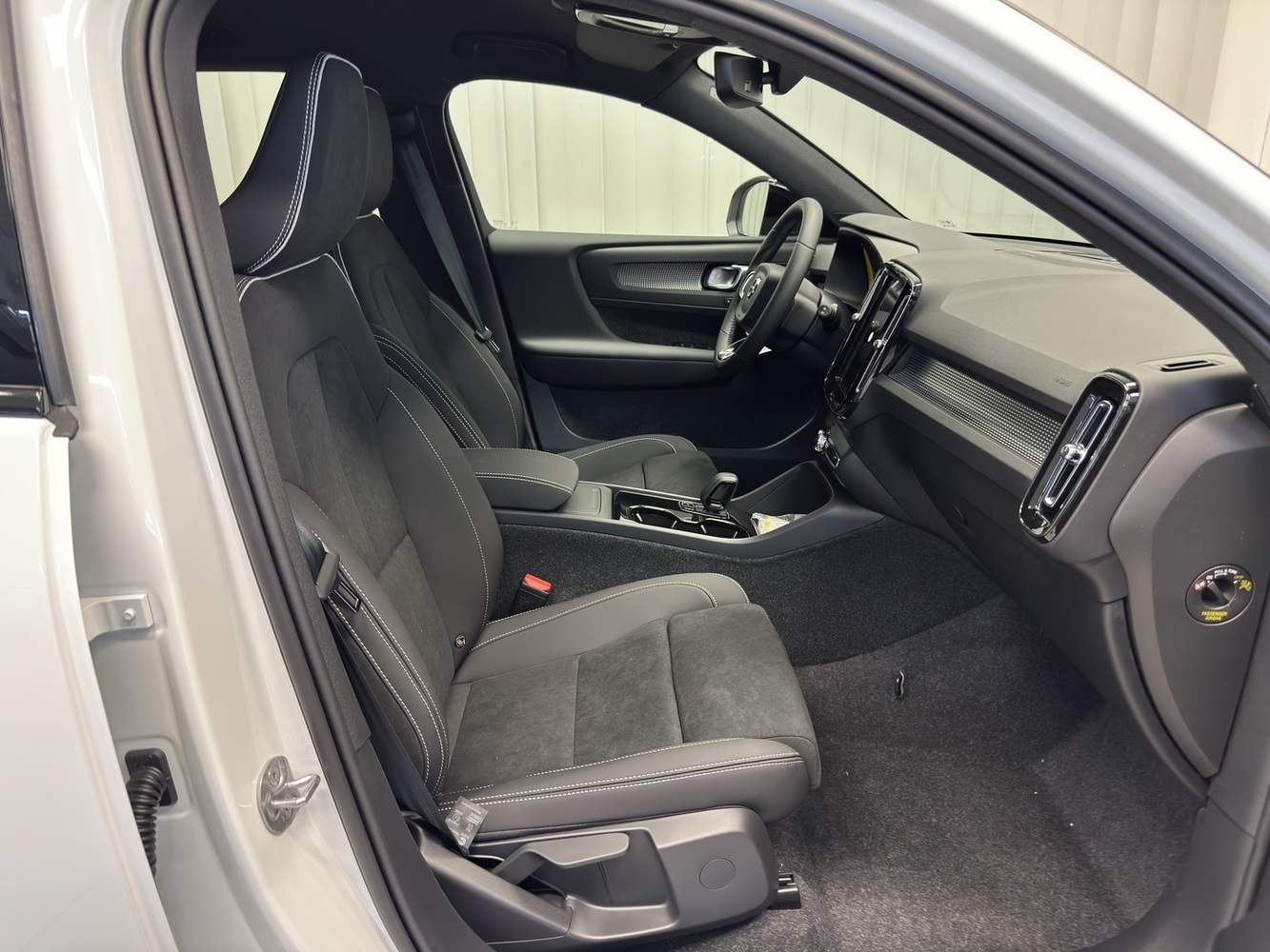 Volvo EX40 vaihtoauto