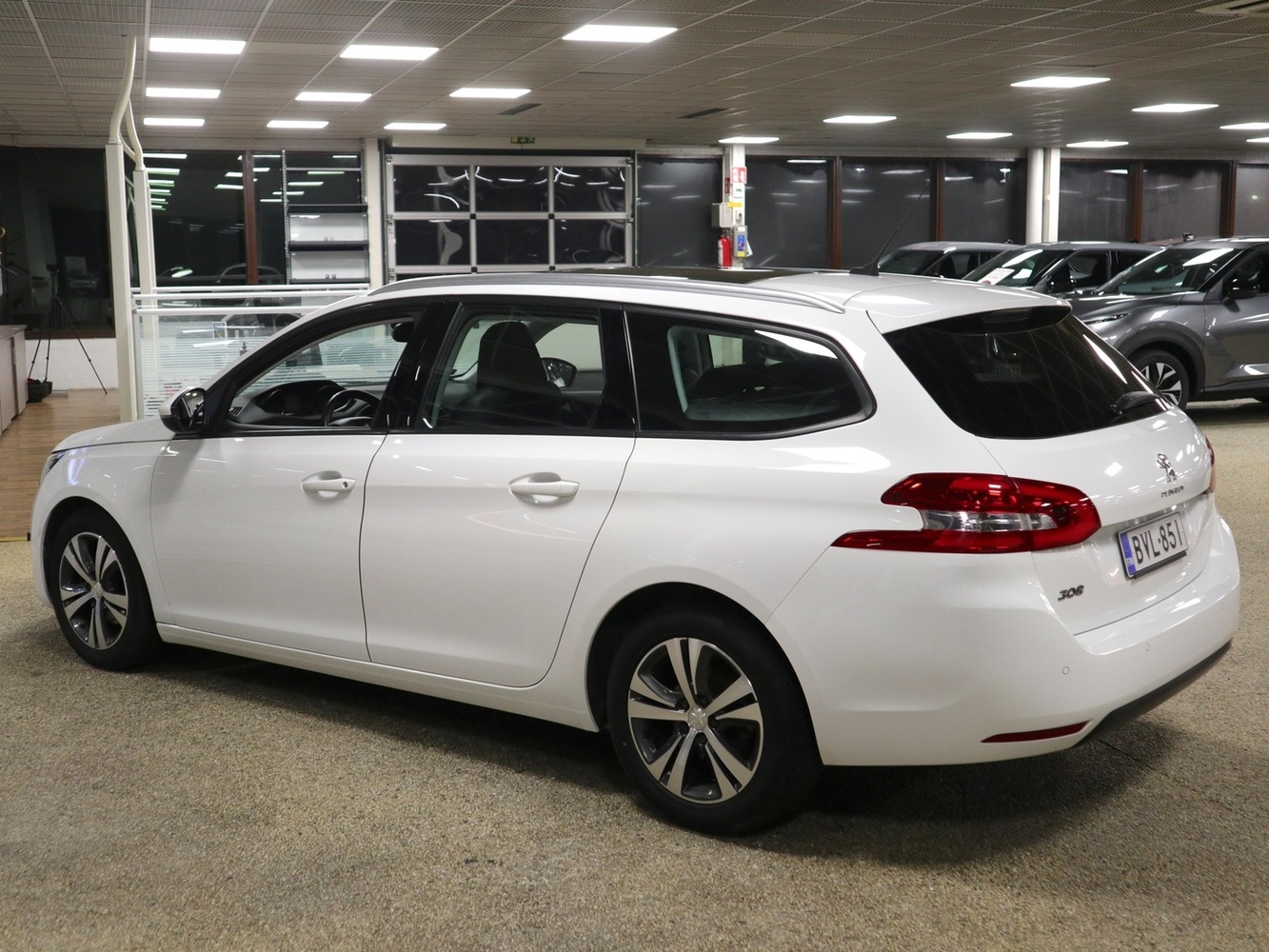 Peugeot 308 vaihtoauto