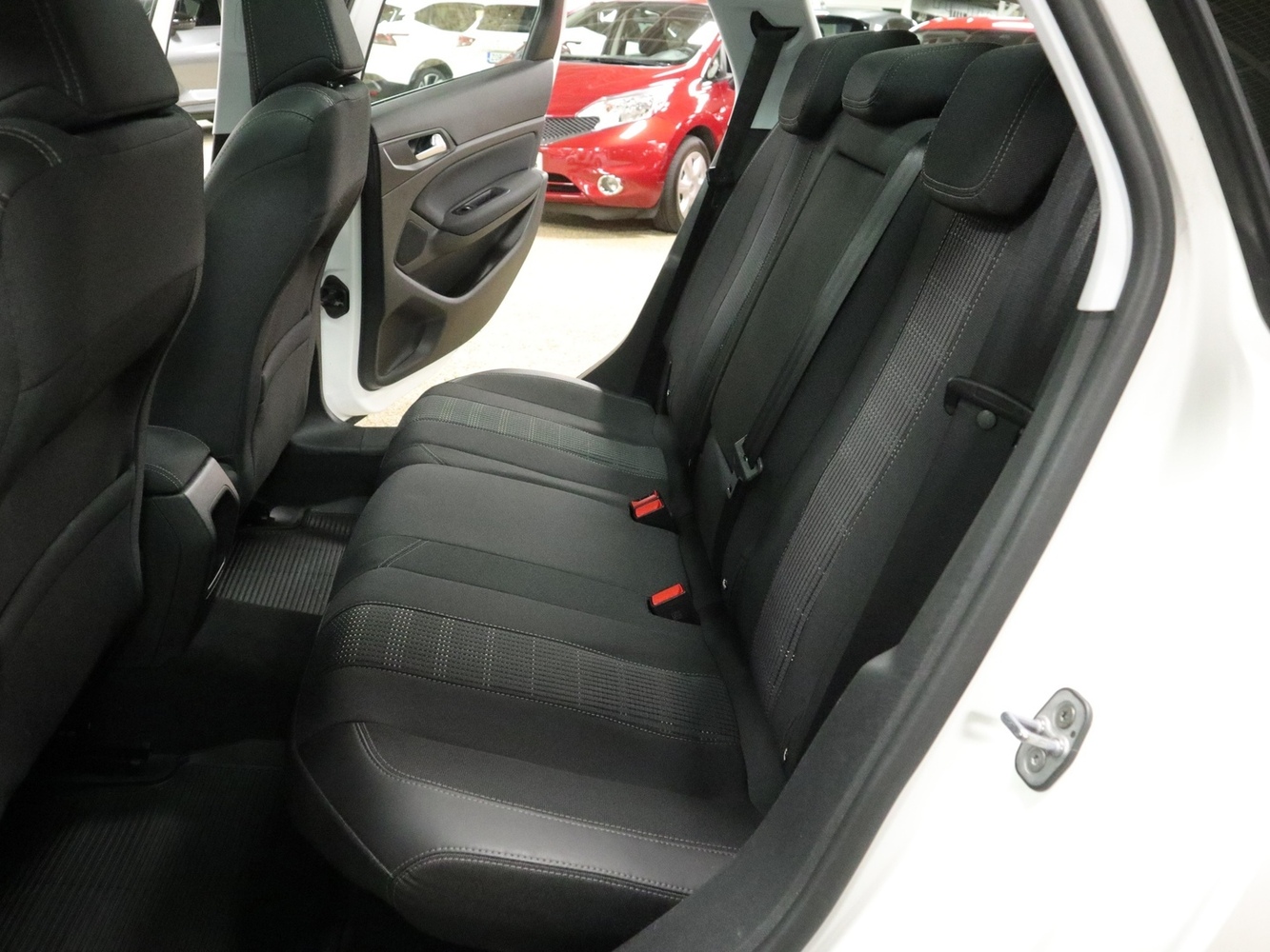 Peugeot 308 vaihtoauto