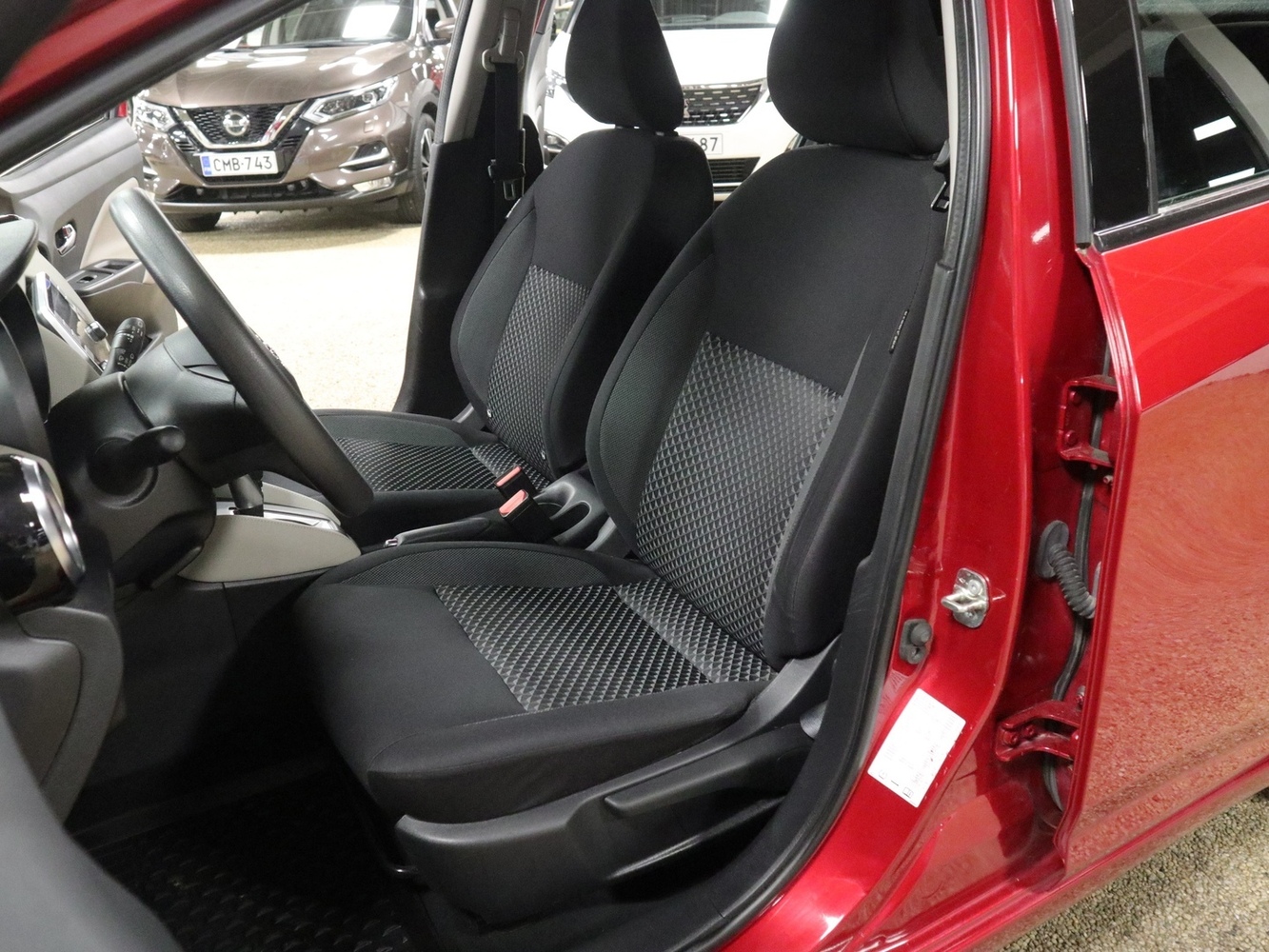 Nissan Micra vaihtoauto