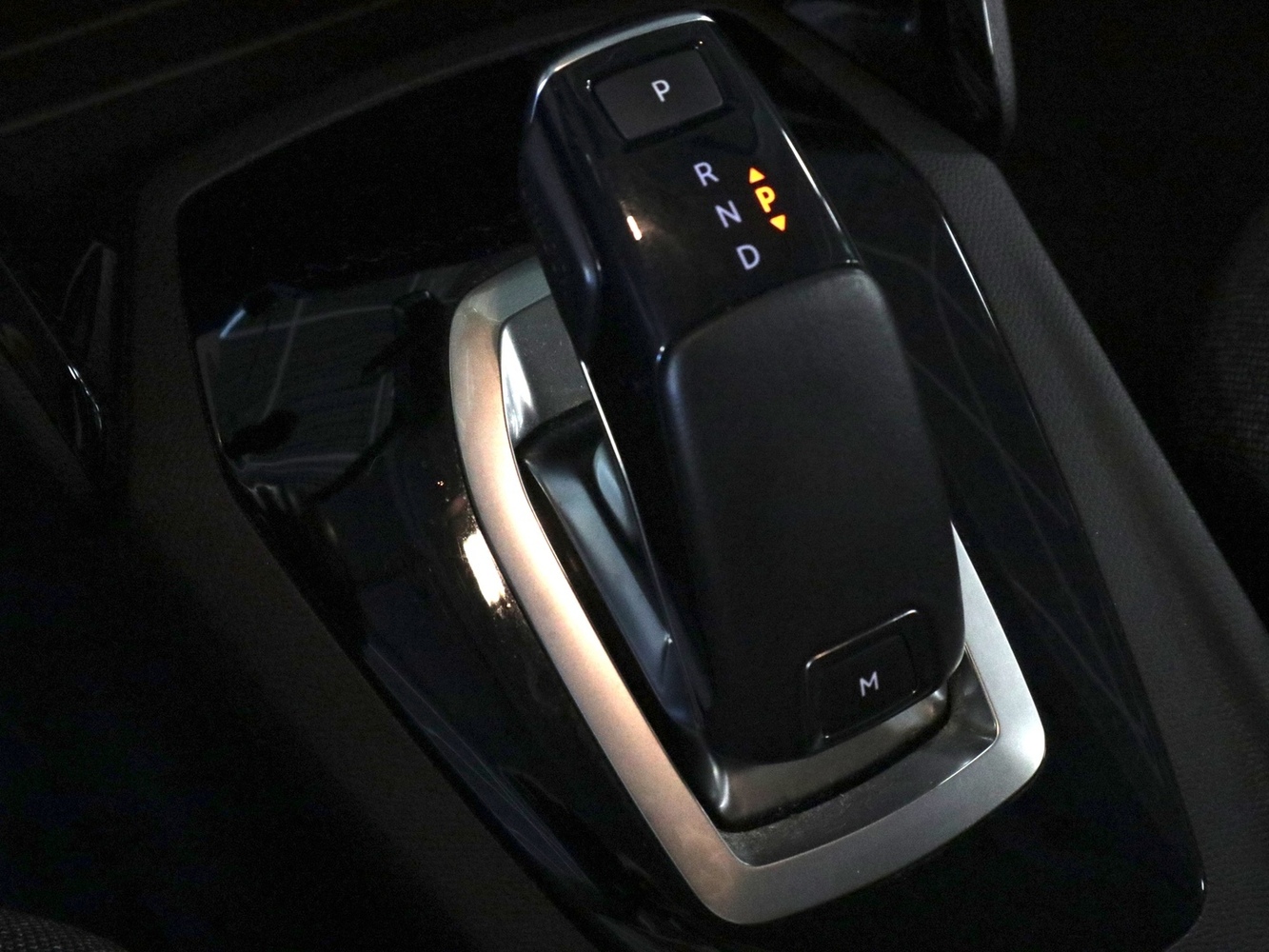 Peugeot 208 vaihtoauto