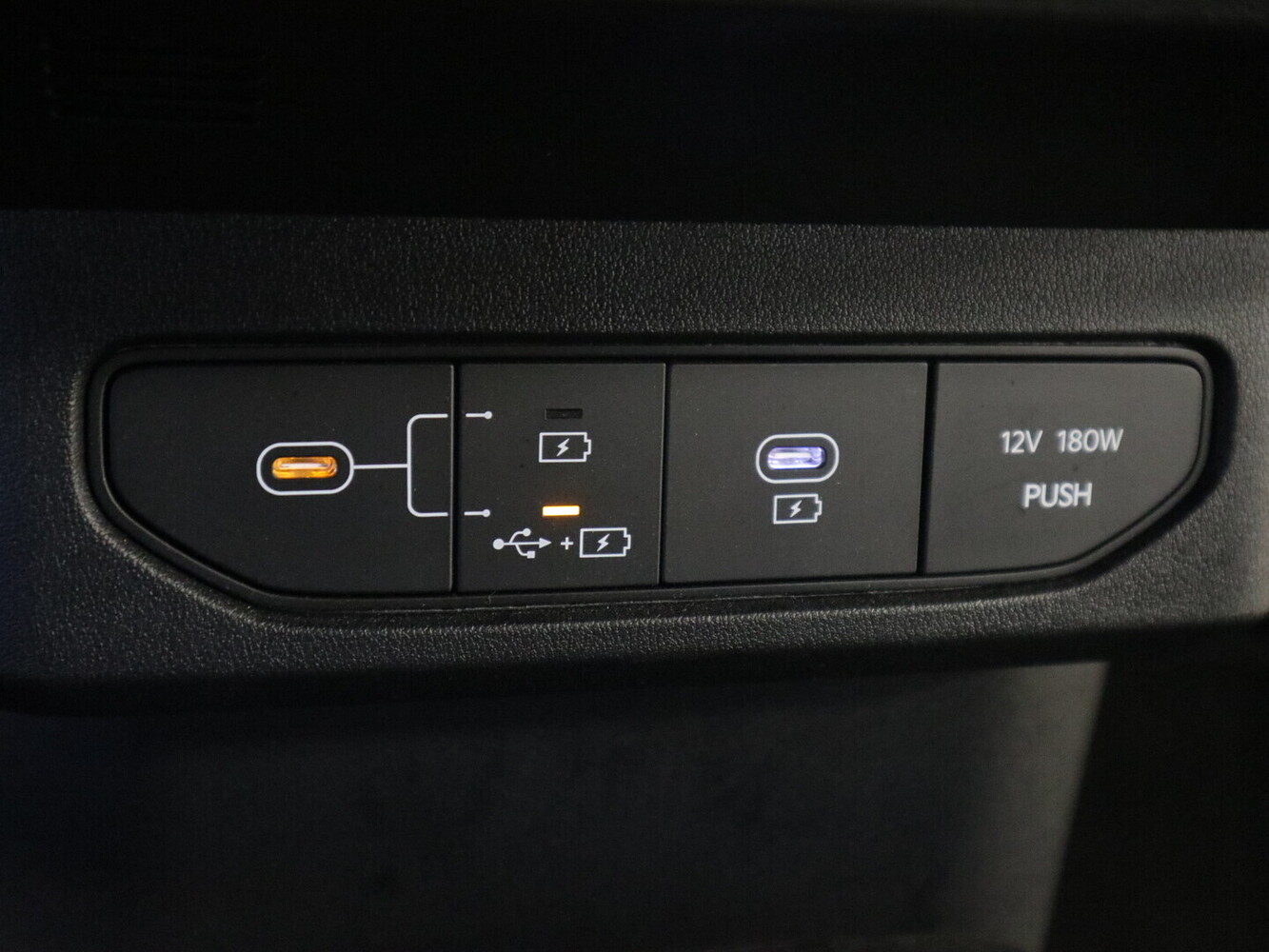 Kia EV4 vaihtoauto