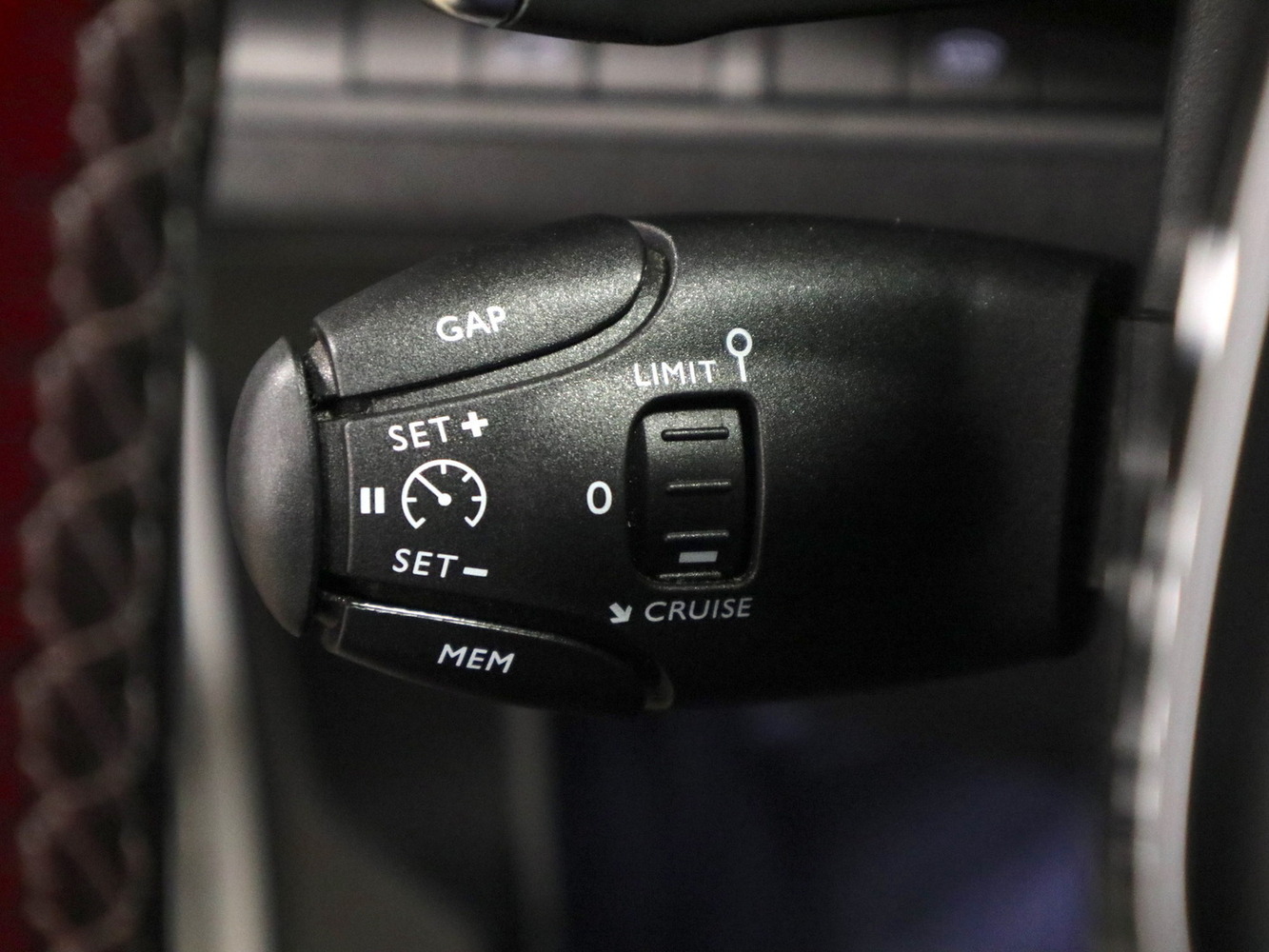 Peugeot 5008 vaihtoauto