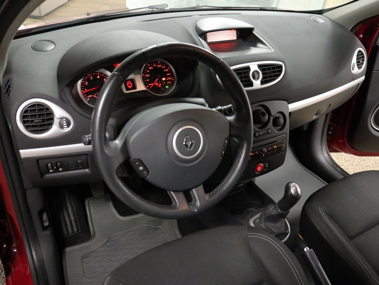 Renault Clio vaihtoauto