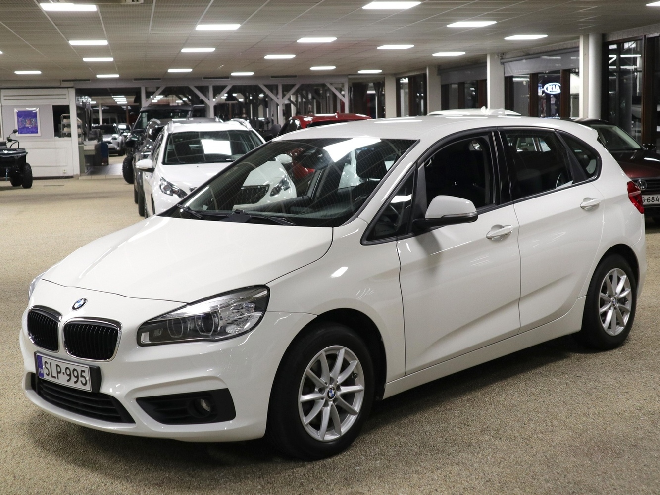BMW 218 vaihtoauto