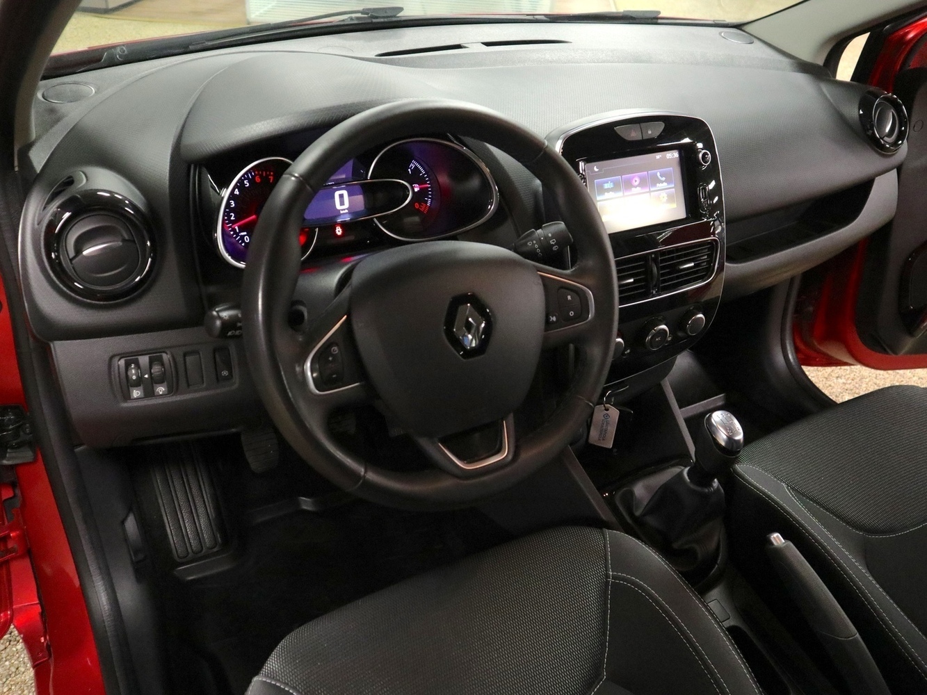 Renault Clio vaihtoauto