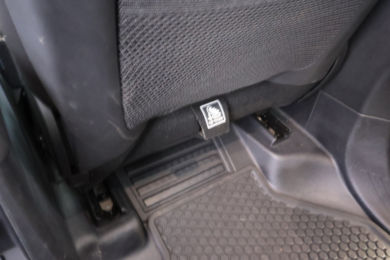 Land Rover Defender vaihtoauto