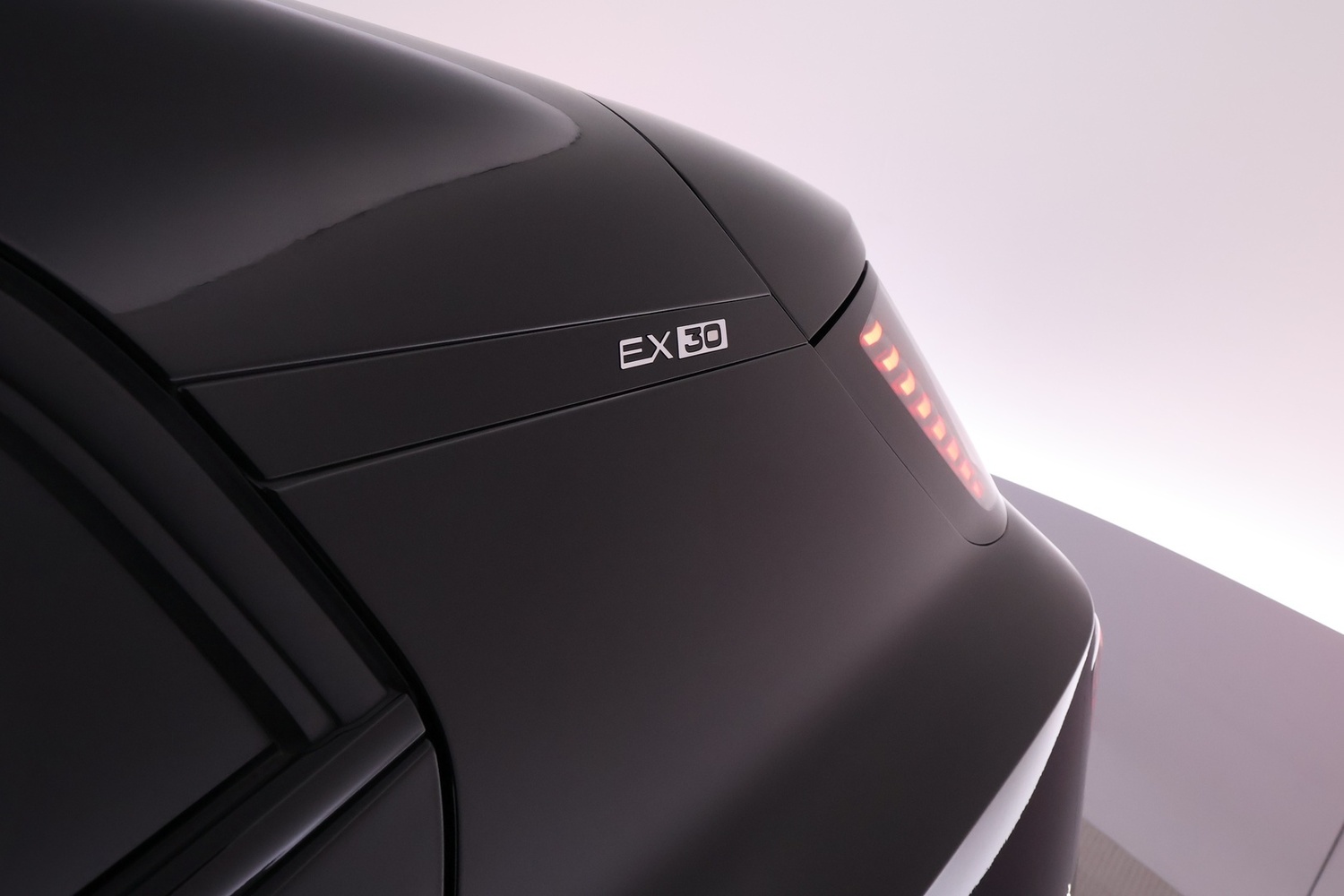 Volvo EX30 vaihtoauto
