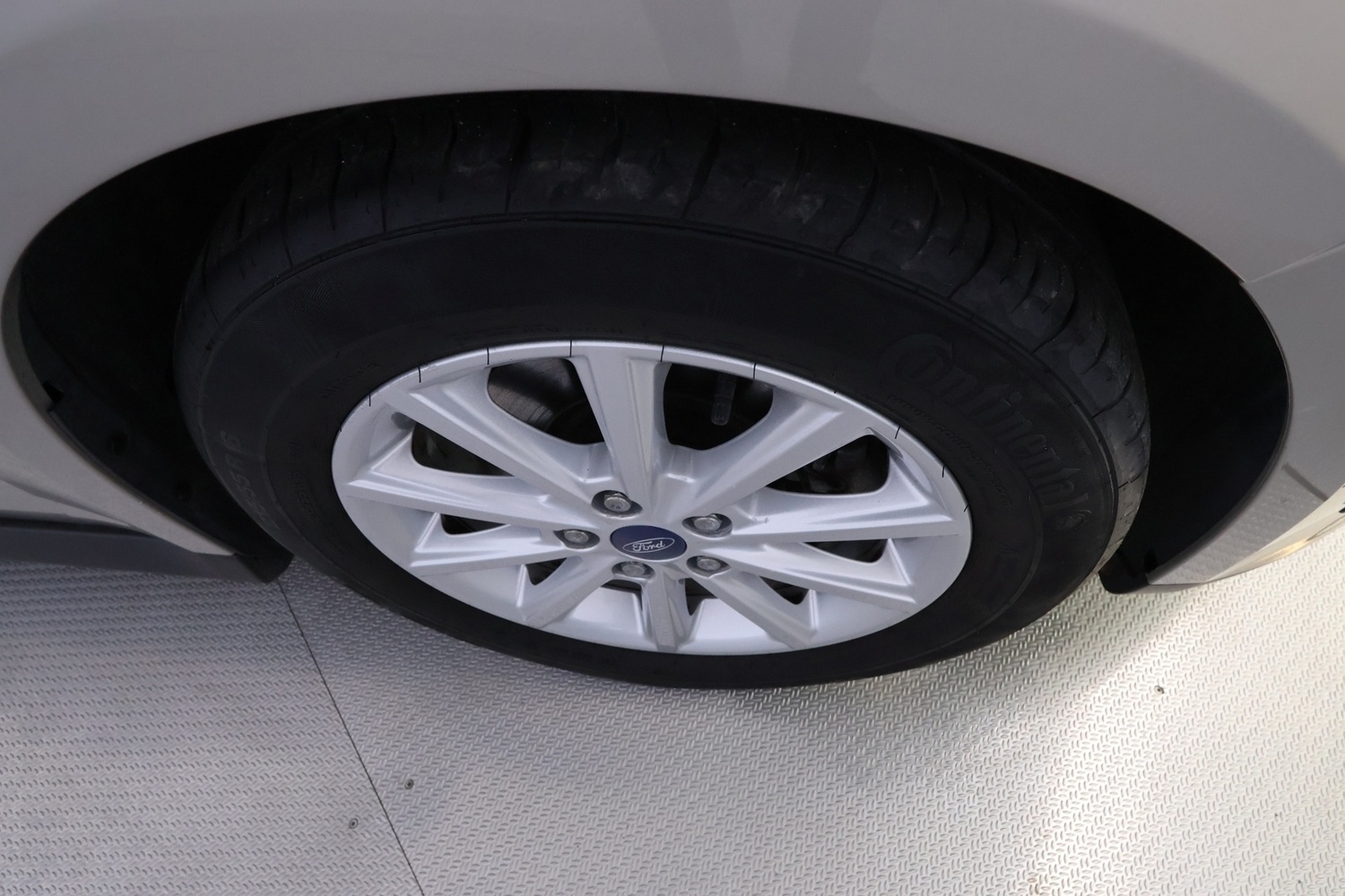 Ford C-MAX vaihtoauto