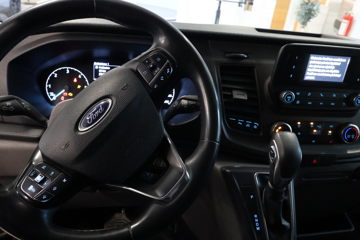 Ford Transit vaihtoauto