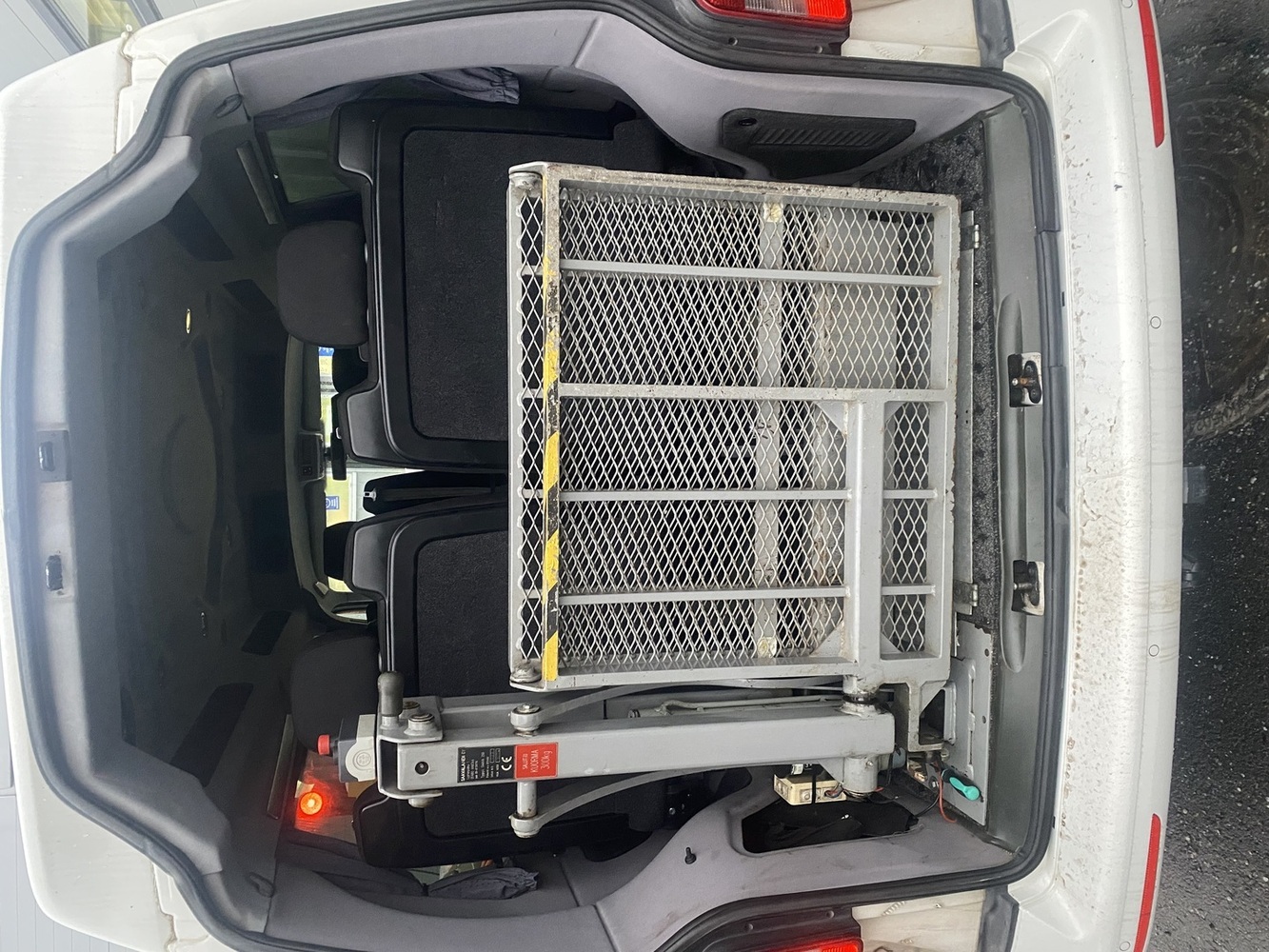 Volkswagen Transporter vaihtoauto