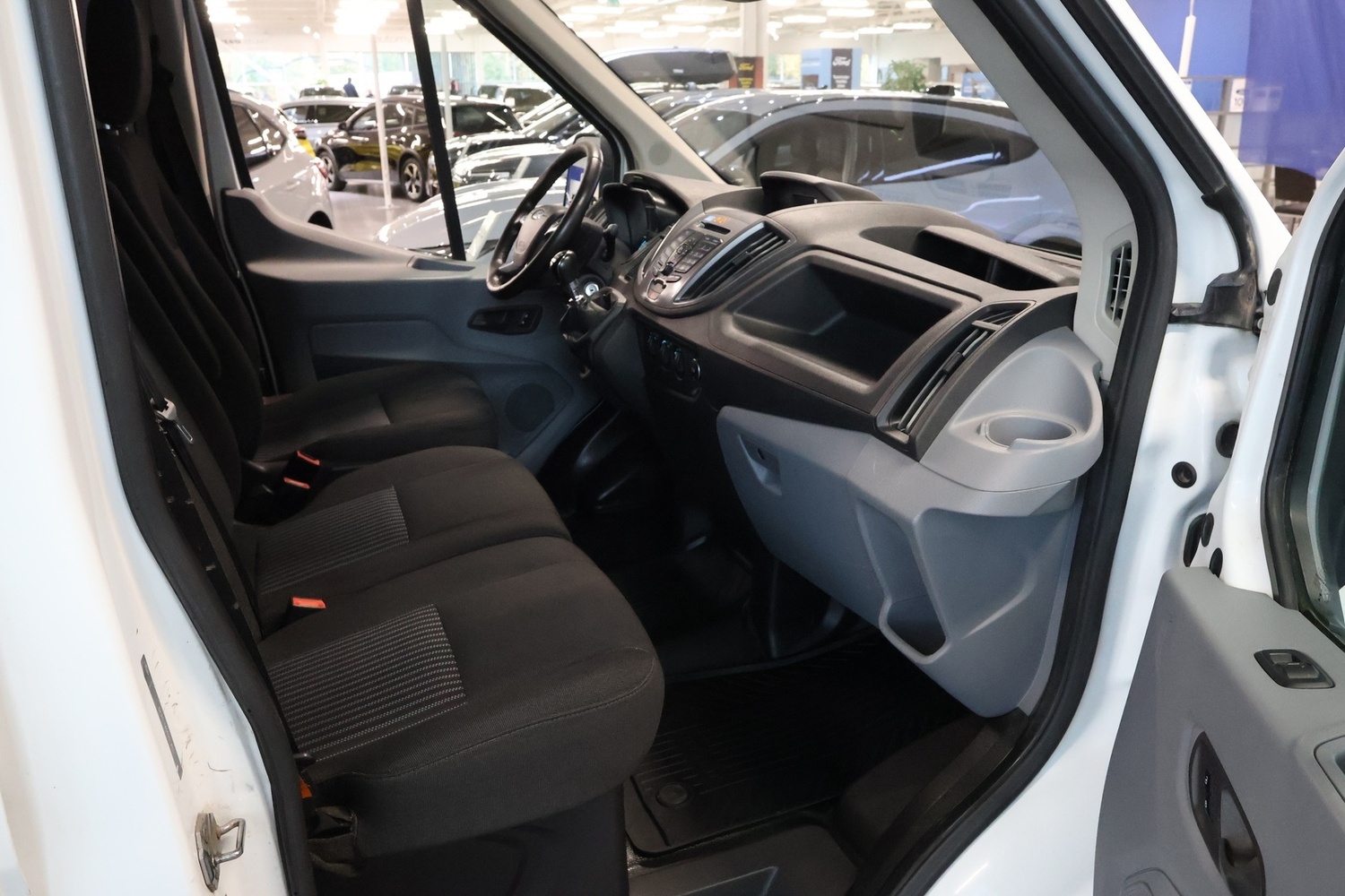 Ford Transit vaihtoauto