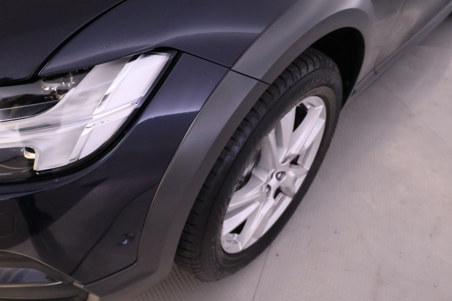 Volvo V90 Cross Country vaihtoauto