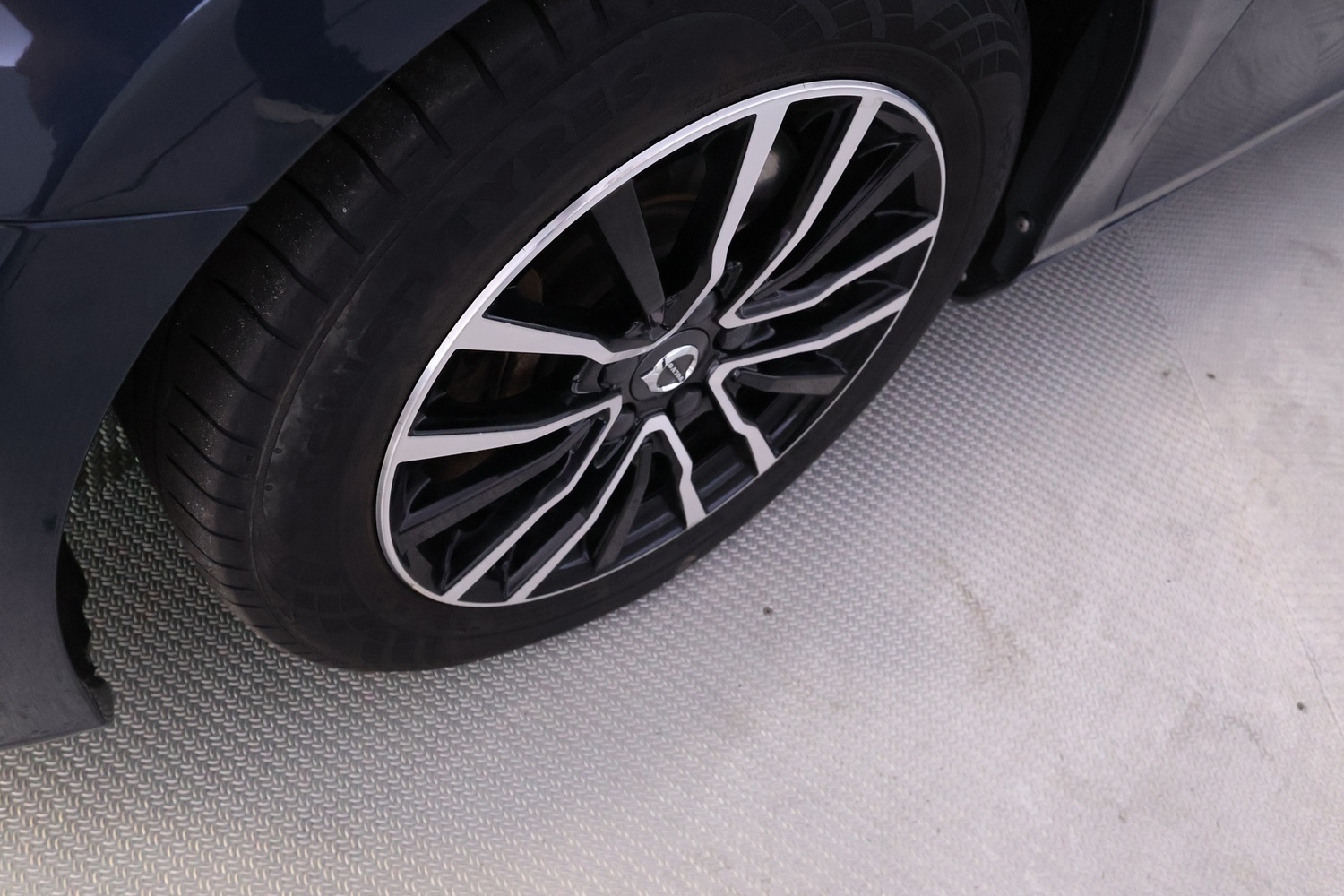 Volvo V40 vaihtoauto