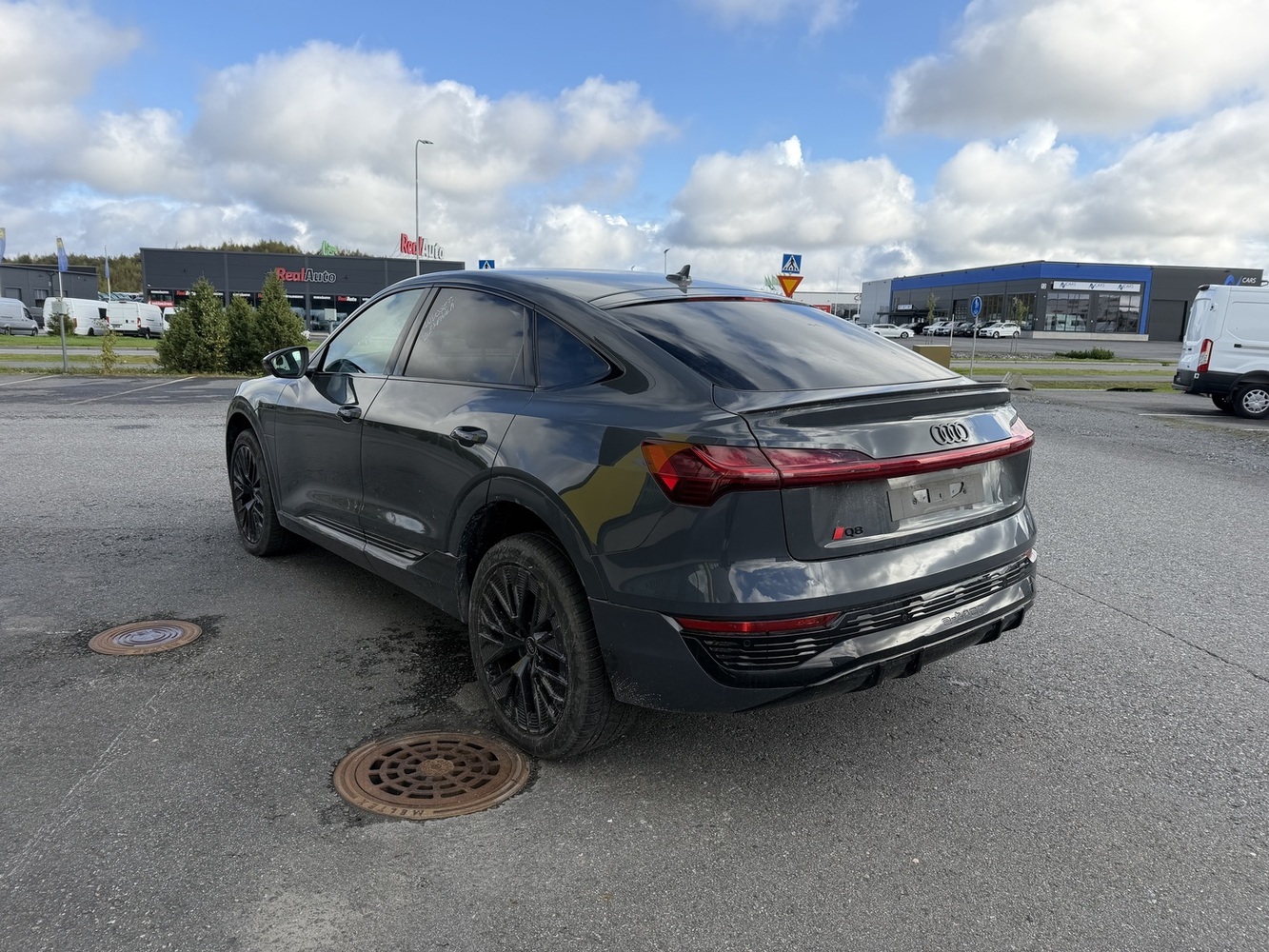 Audi Q8 e-tron vaihtoauto