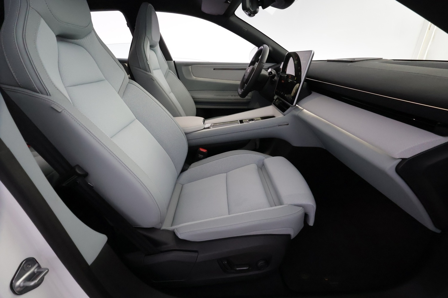 Polestar 4 vaihtoauto