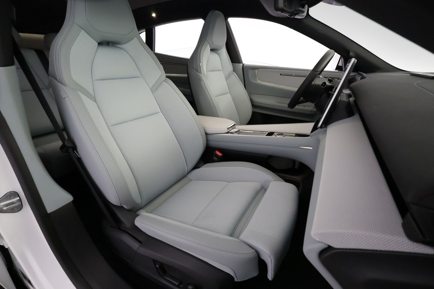 Polestar 4 vaihtoauto