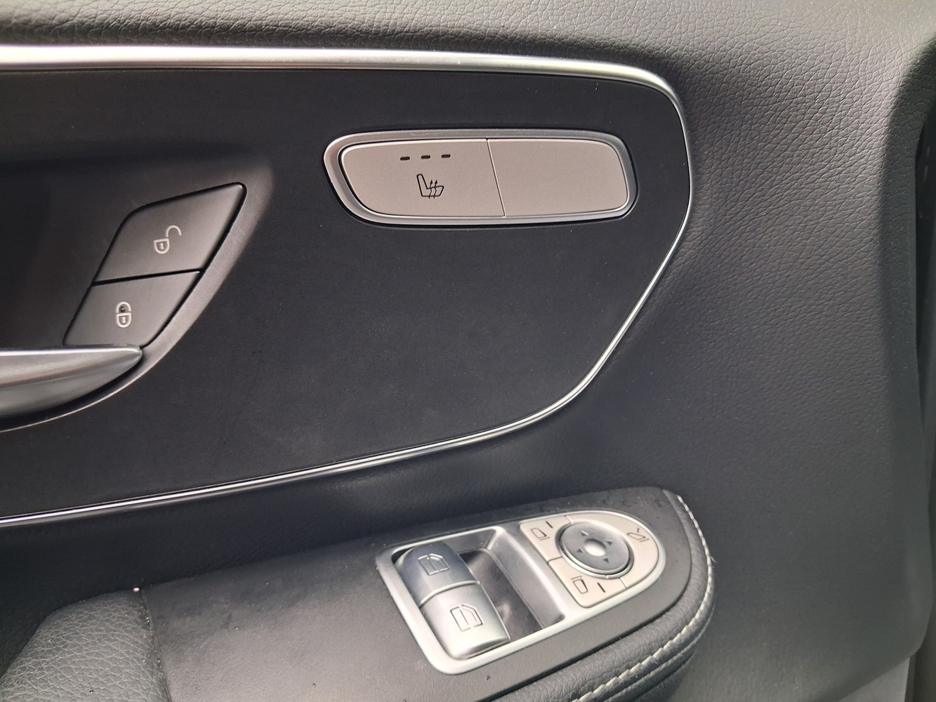 Mercedes-Benz EQV vaihtoauto