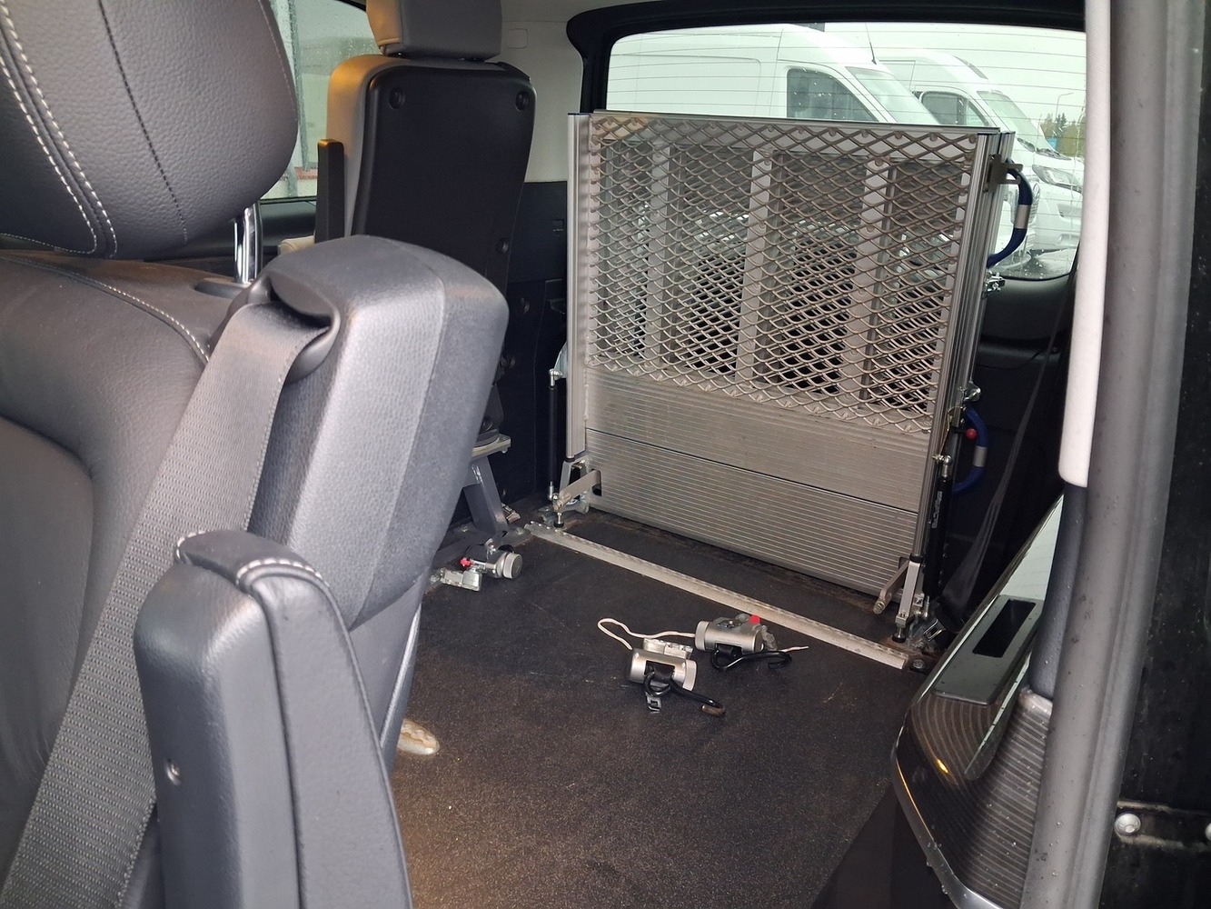 Mercedes-Benz EQV vaihtoauto
