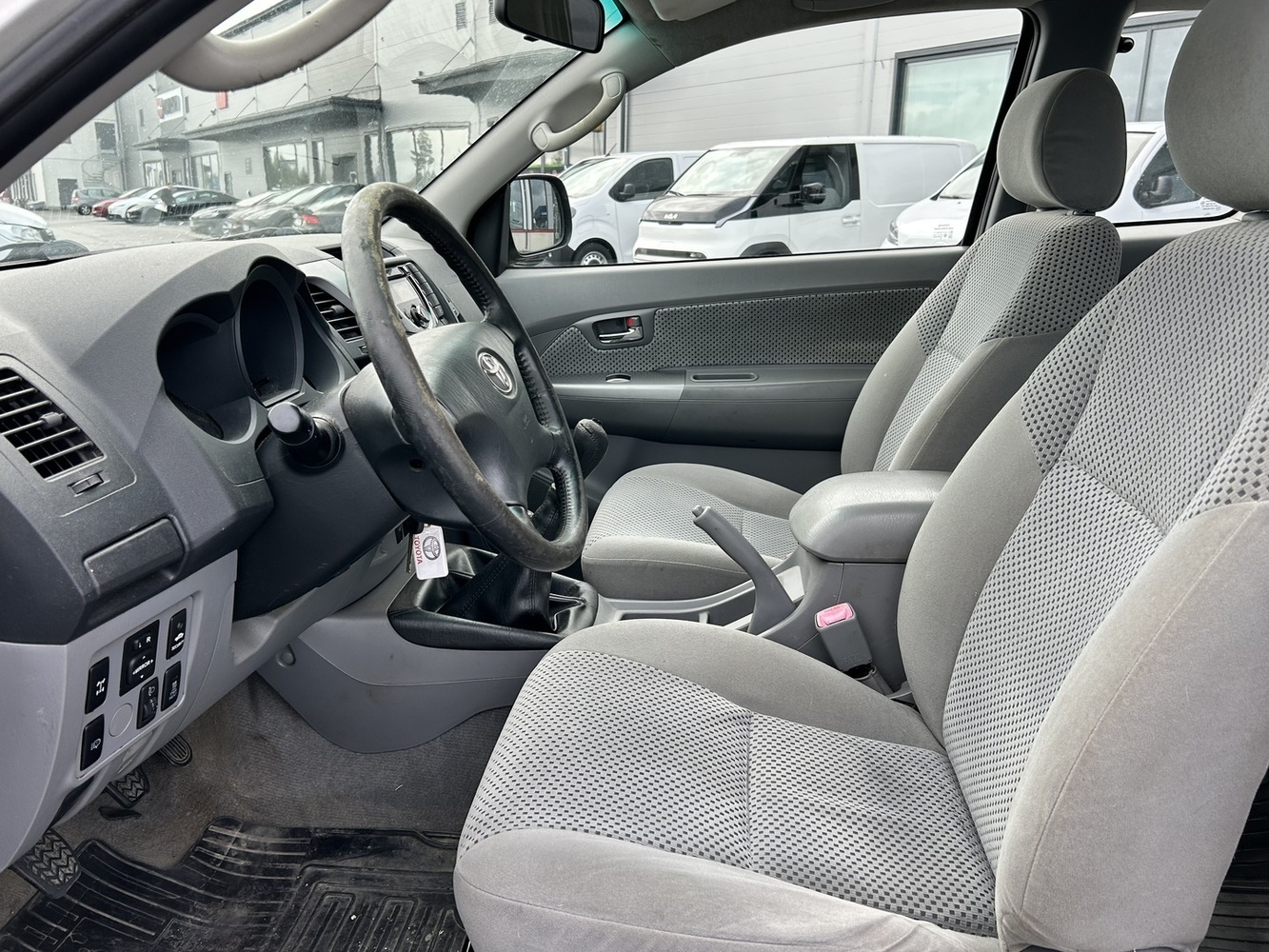 Toyota Hilux vaihtoauto