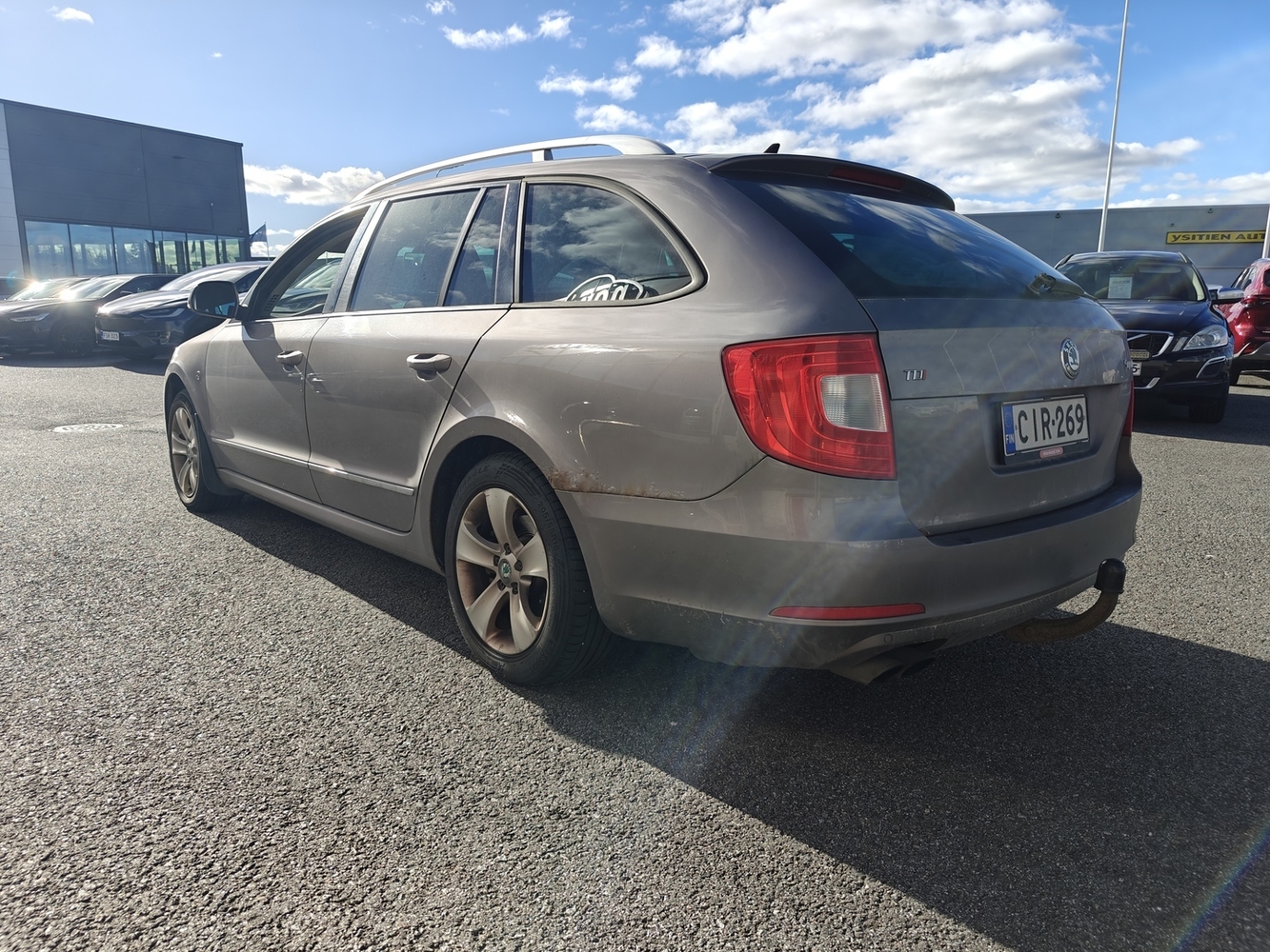 Skoda Superb vaihtoauto