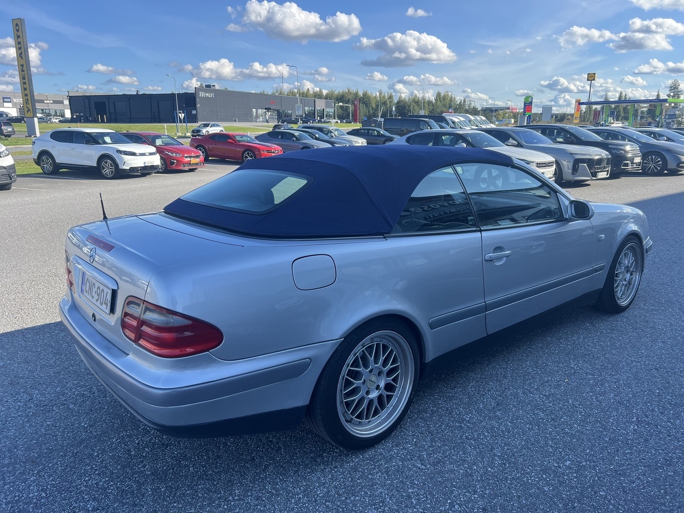 Mercedes-Benz CLK vaihtoauto